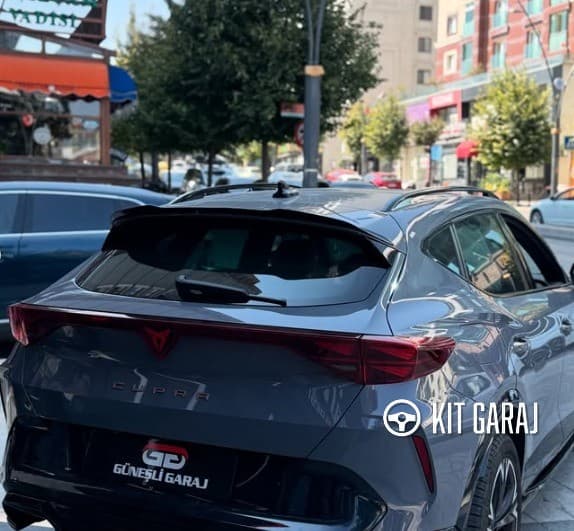 Cupra Formentor Parlak Siyah Spoiler (Plastik) Boyalı