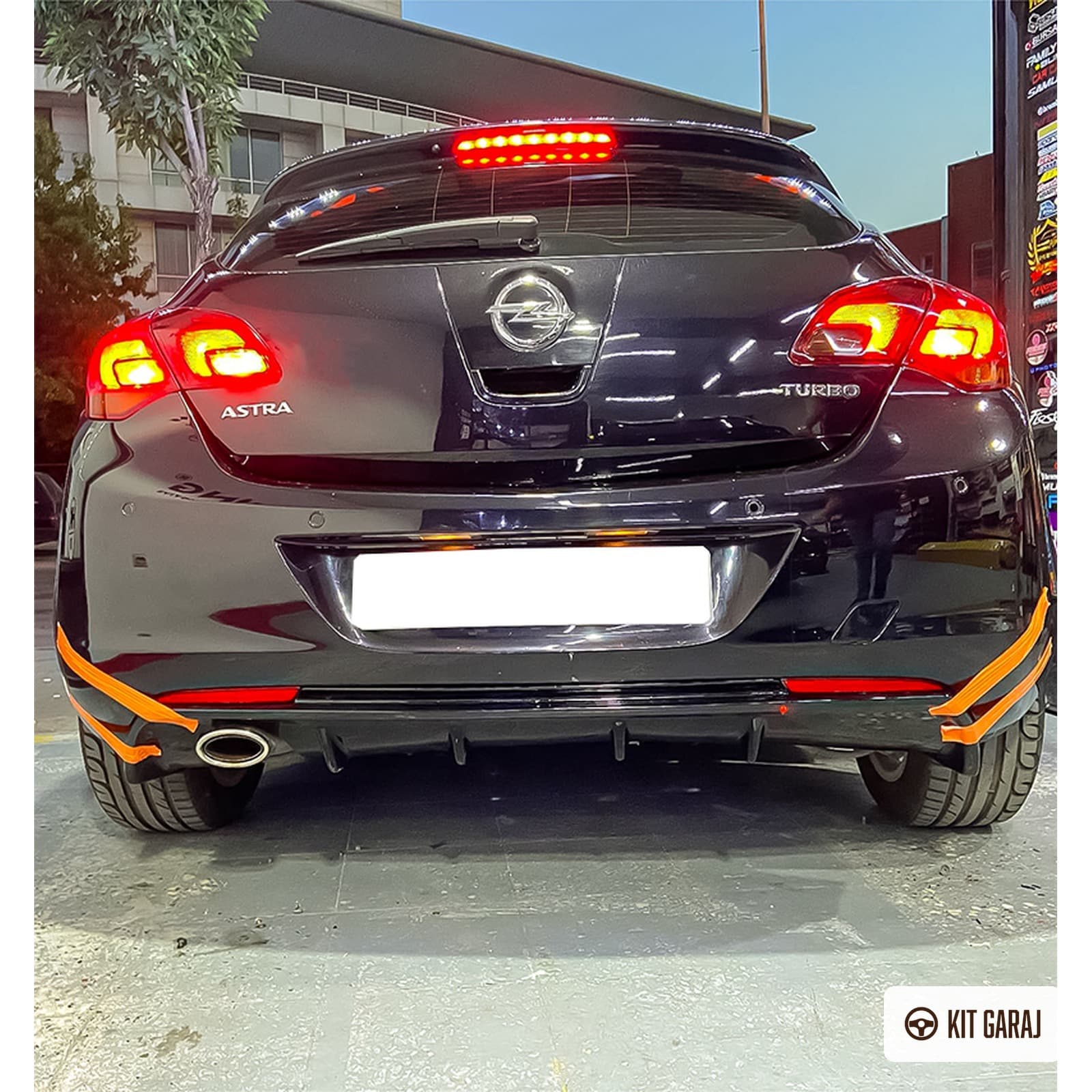 Opel Astra Makyajsız HB Piano Black Difüzör (Plastik) Boyalı (3/8)