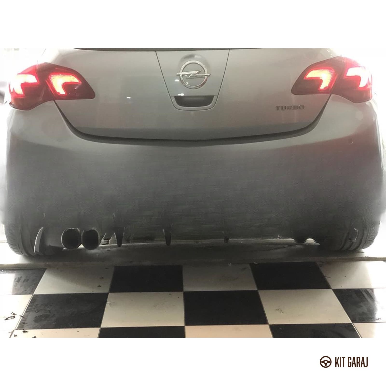 Opel Astra Makyajsız HB Piano Black Difüzör (Plastik) Boyalı (8/8)