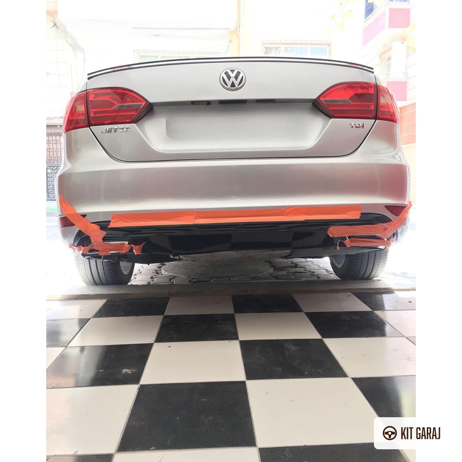 Volkswagen Jetta Makyajsız Piano Black Difüzör (Plastik) Boyalı