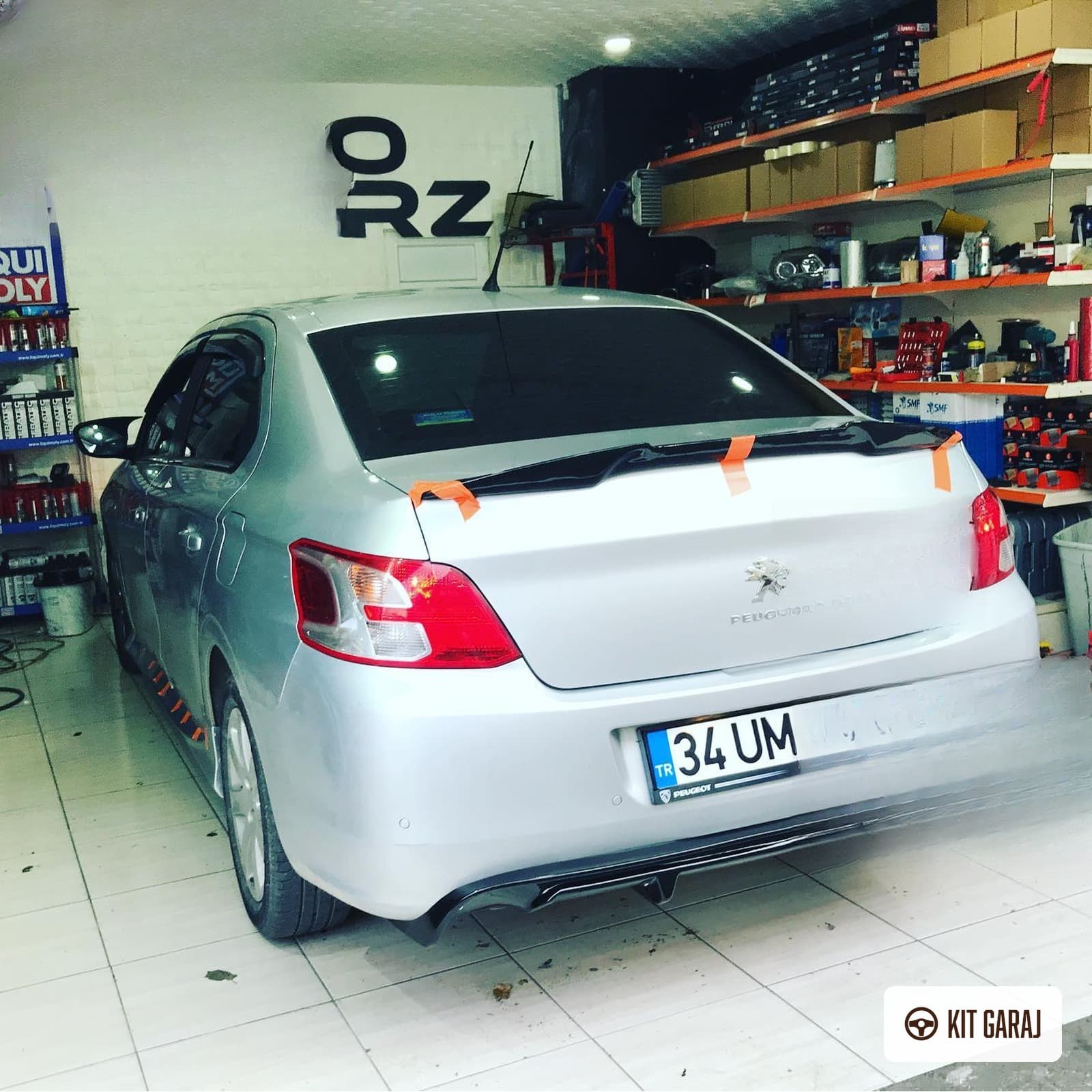 Peugeot 301 2012-2023 Parlak Siyah Difüzör (Plastik) Boyalı (4/8)