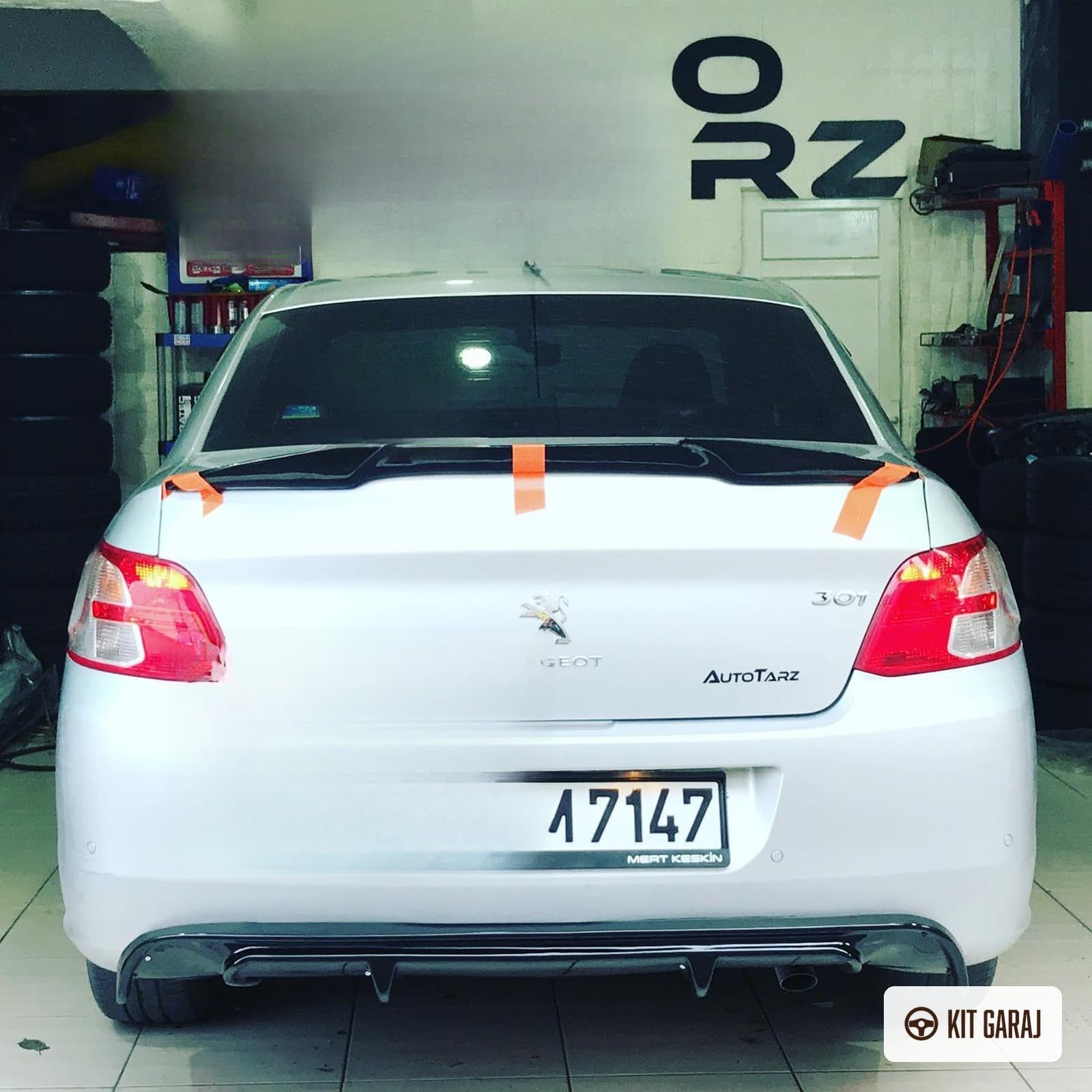 Peugeot 301 2012-2023 Parlak Siyah Difüzör (Plastik) Boyalı (5/8)