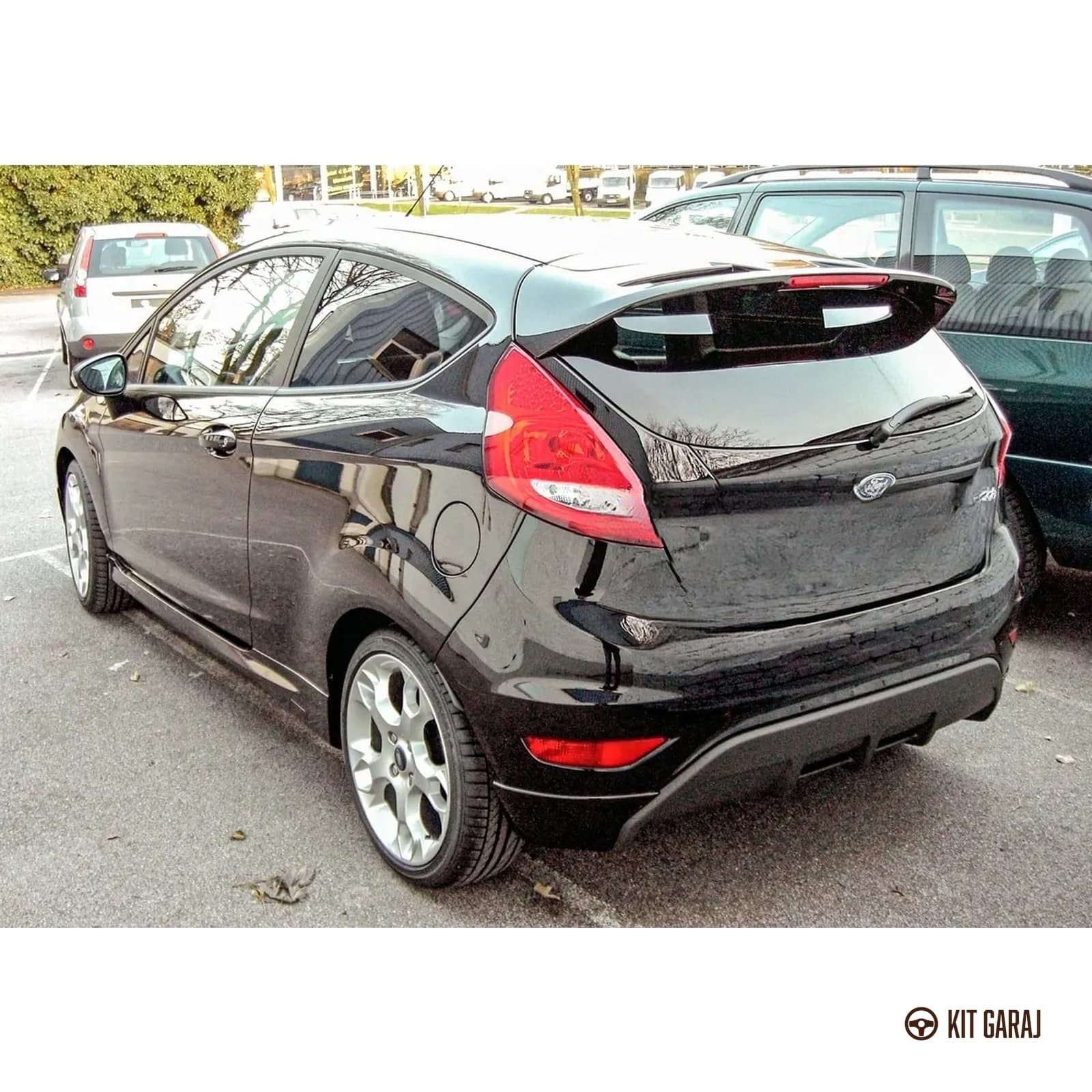 Ford Fiesta Servis Model Piano Black Difüzör (Plastik) Boyalı