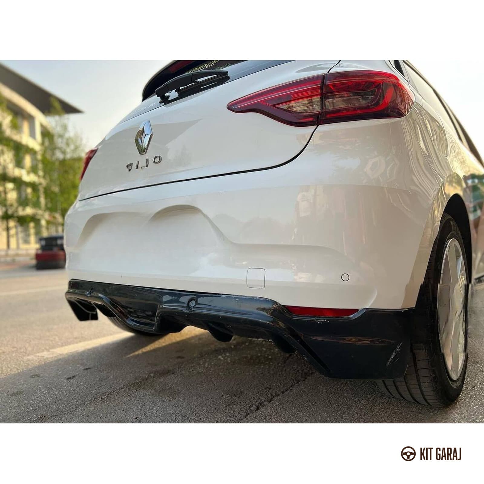 Renault Clio Arka Ek (Plastik) Boyasız (2/6)