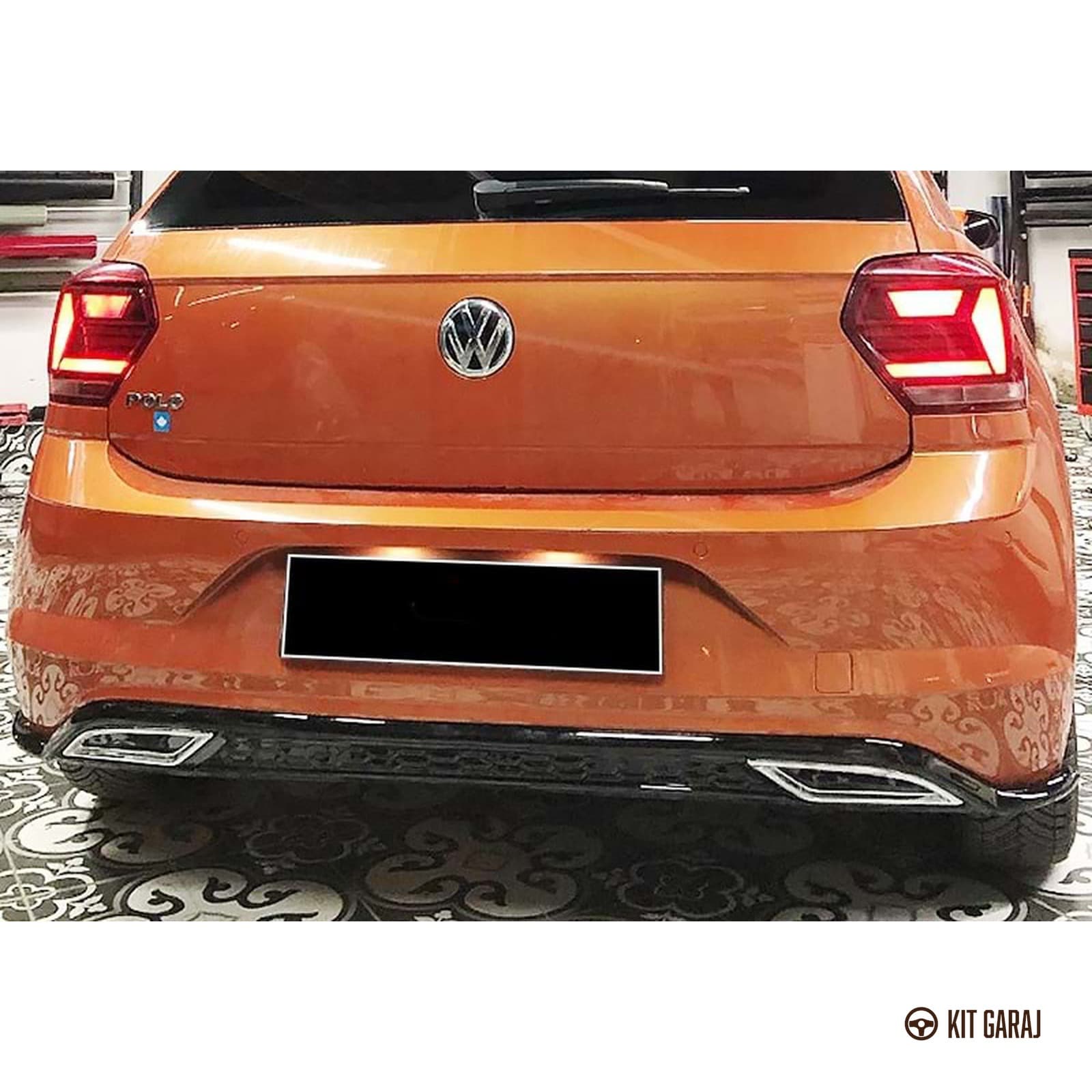 Volkswagen Polo 2017 Egzoz Görünümlü Piano Black Difüzör (Plastik) Boyalı (3/6)