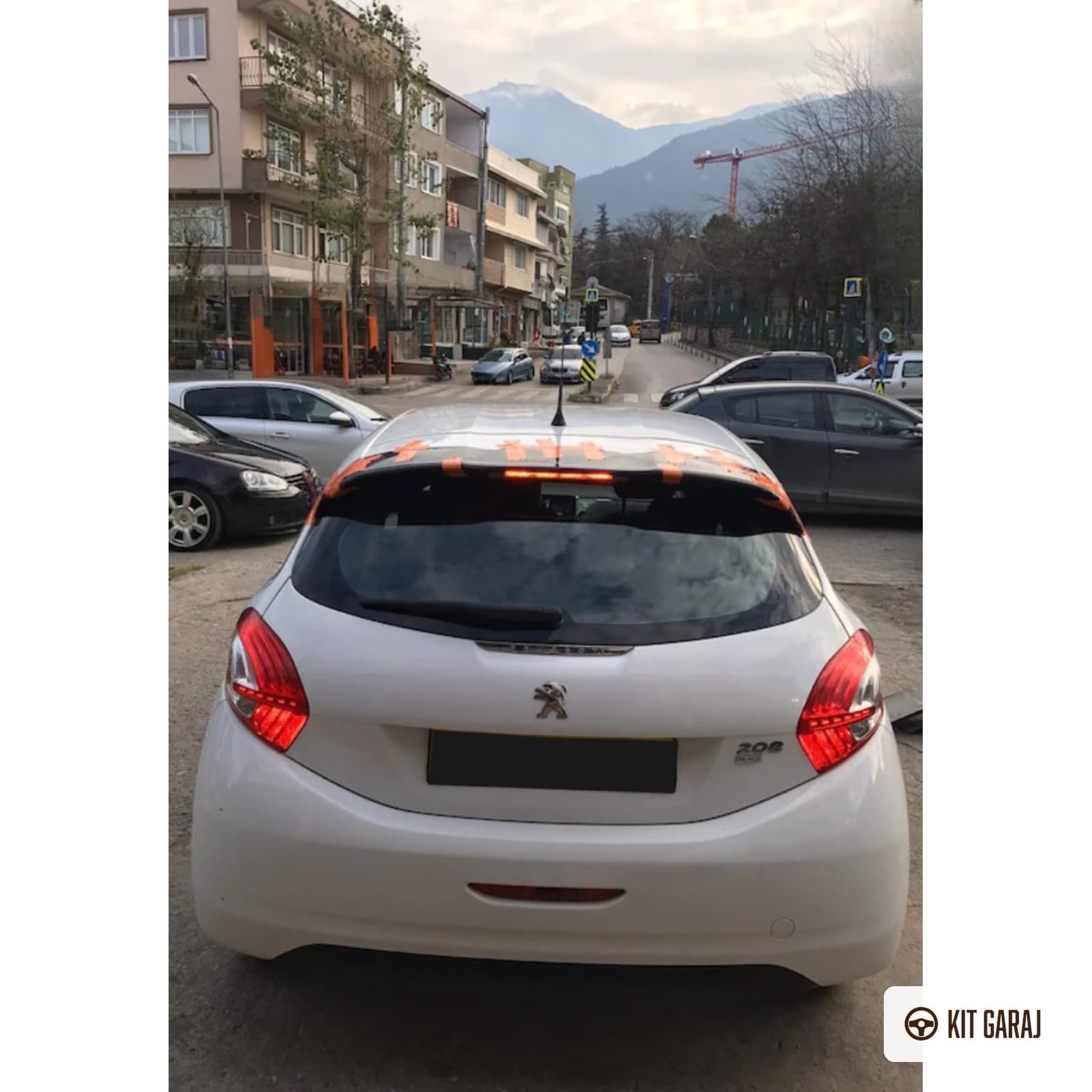 Peugeot 208 Piano Black Spoiler (Plastik) Boyalı (3/4)