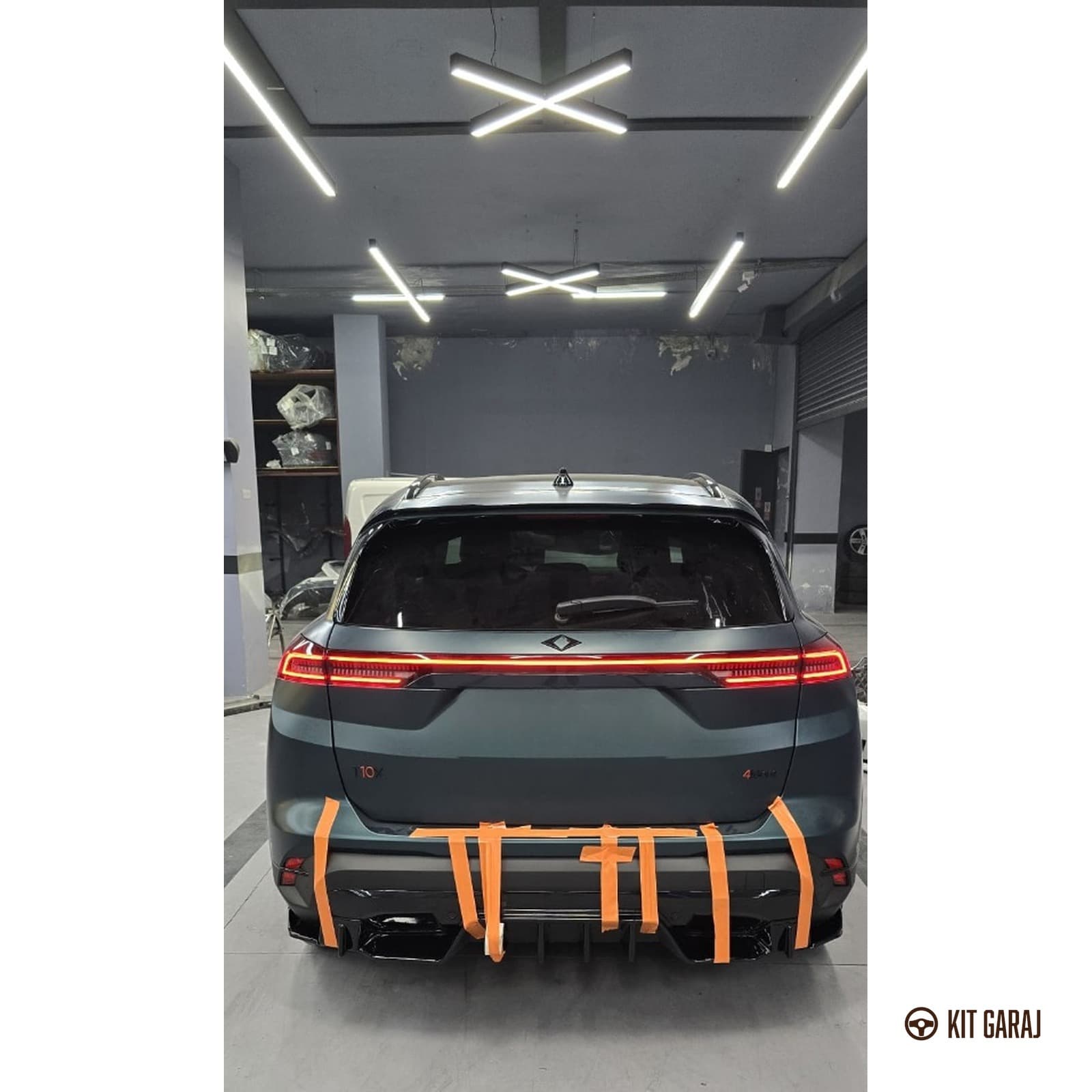 Togg T10X Düz Spoiler (Plastik) Parlak Siyah Boyalı