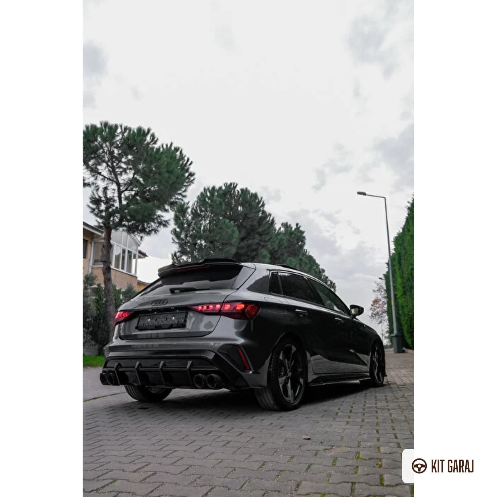 Audi A3 S-Line Sportback 2025+ Difüzör (Plastik) Piano Black Boyalı
