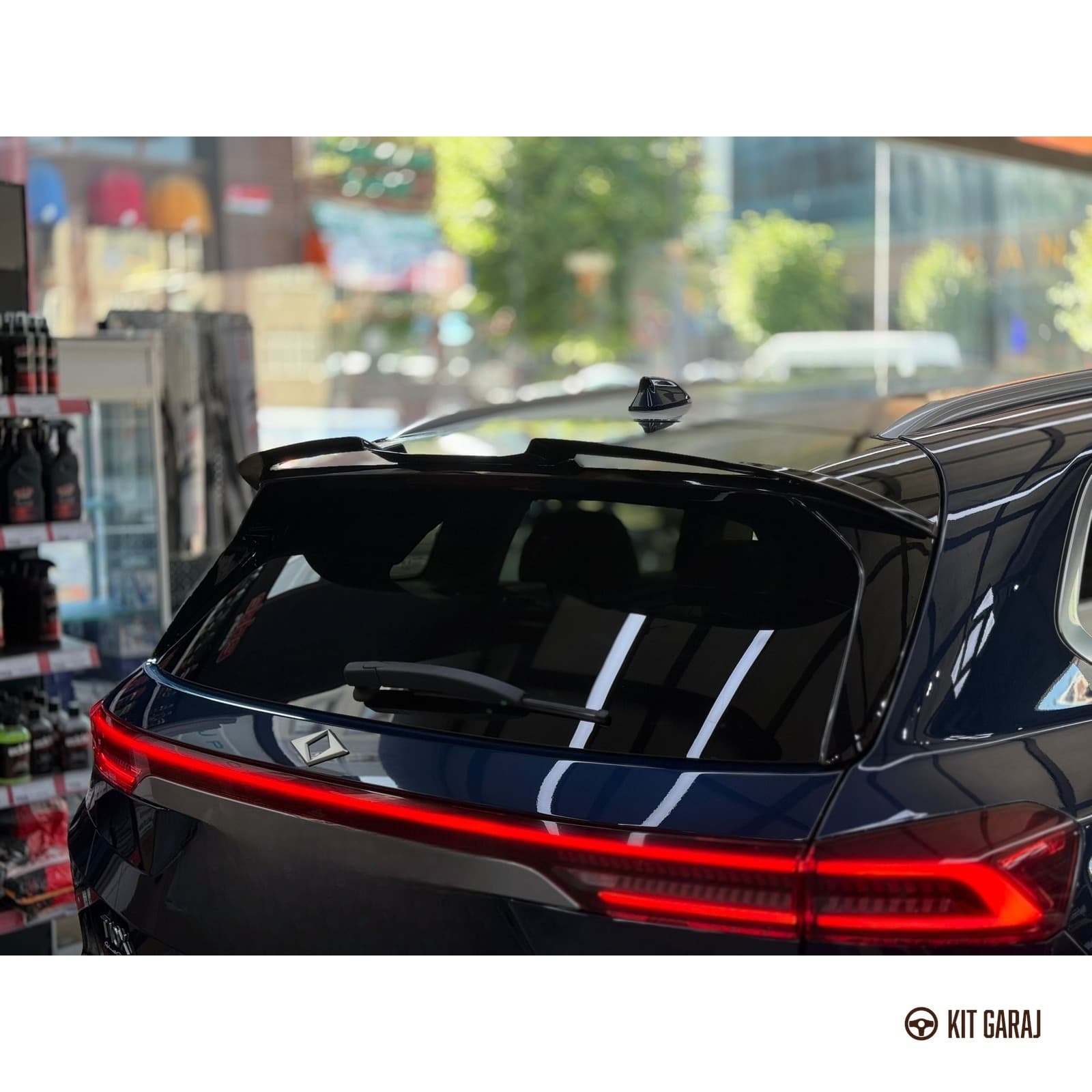 Togg T10X Spoiler (Plastik) Parlak Siyah Boyalı