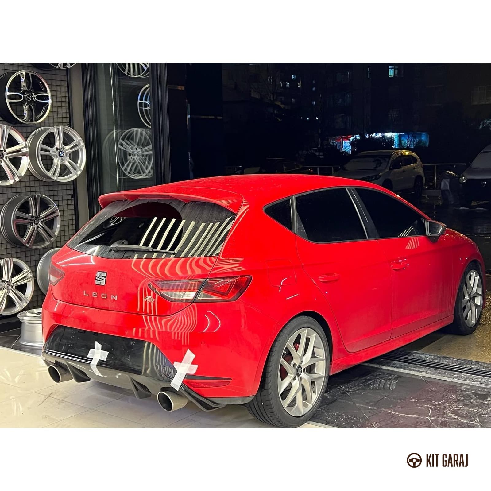 Seat Leon Mk3 2012-2020 Piano Black Difüzör (Plastik) Boyalı (3/8)