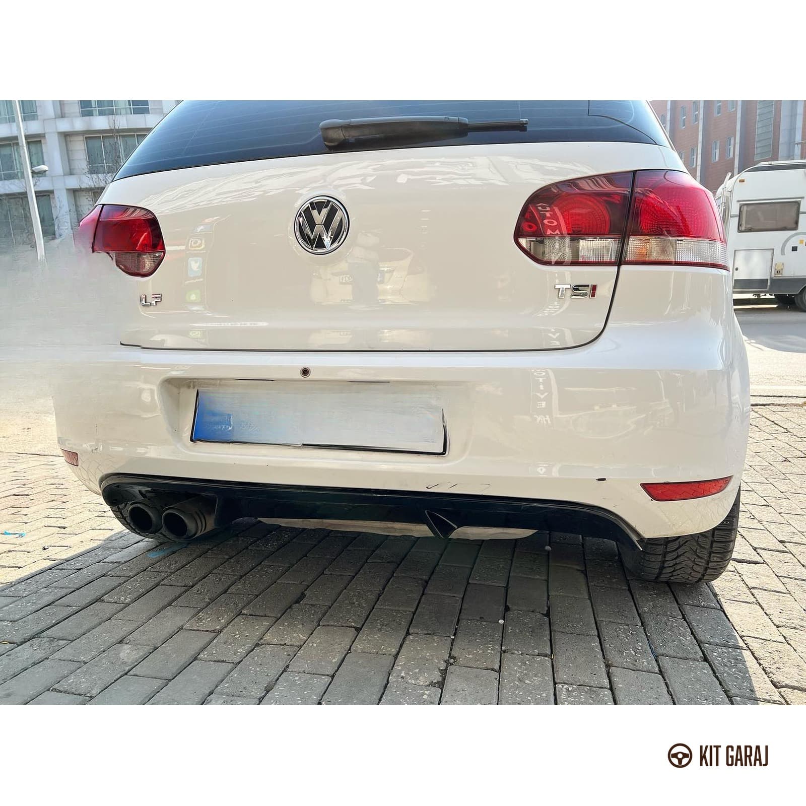 Volkswagen Golf 2009-2012 Parlak Siyah Difüzör (Plastik) Boyalı (6/6)
