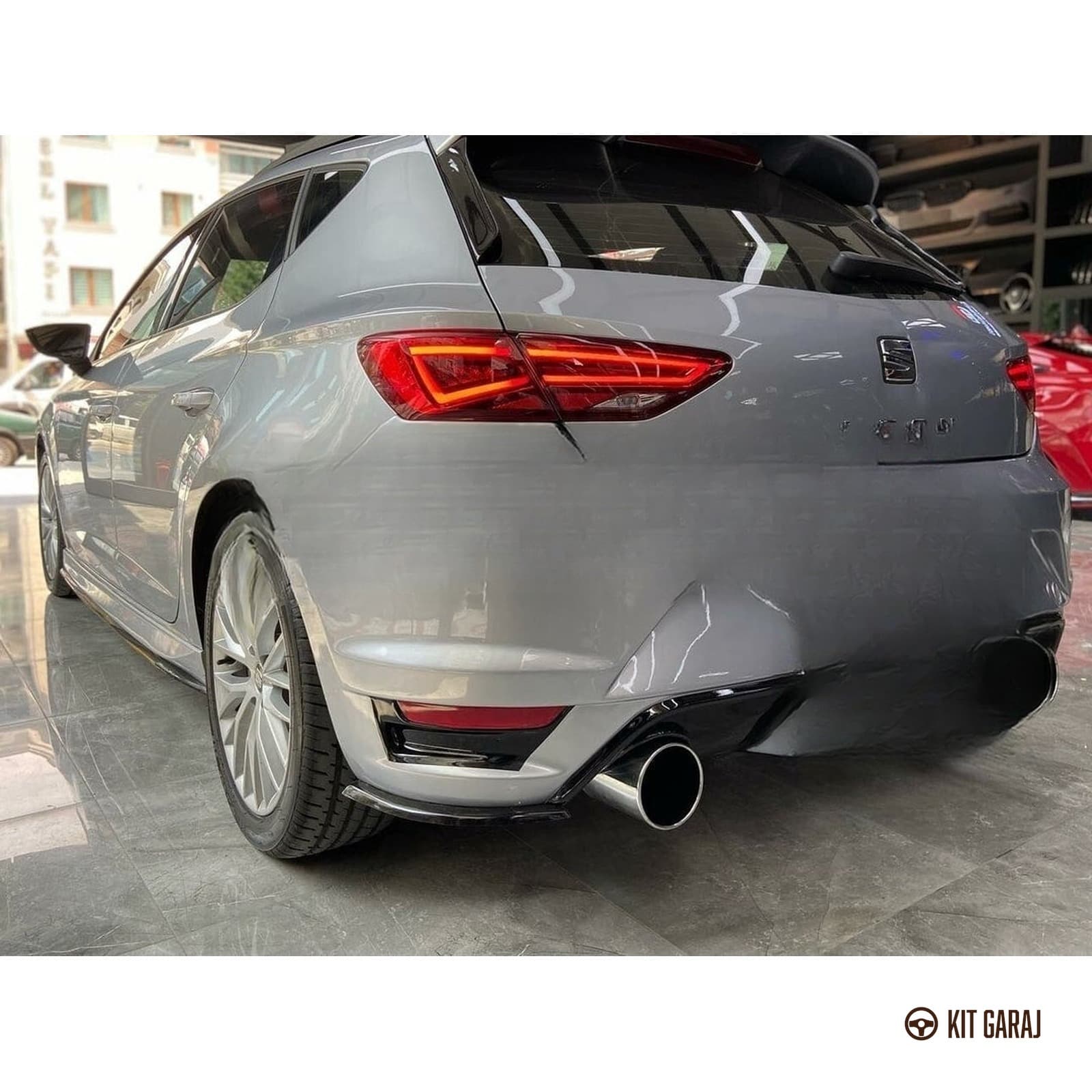 Seat Leon Mk3 2012-2020 Aero Piano Black Flap (Plastik) Boyalı (4/4)