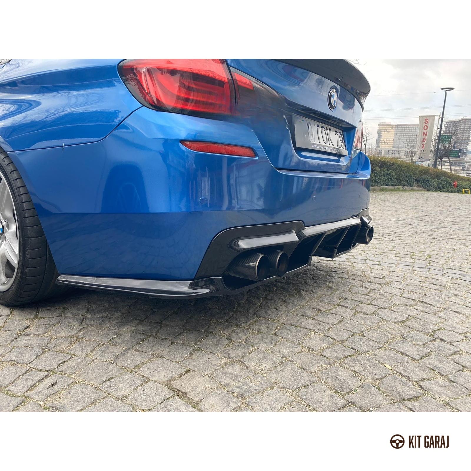 BMW F10 Piano Black Difüzör (Plastik) Boyalı (3/8)