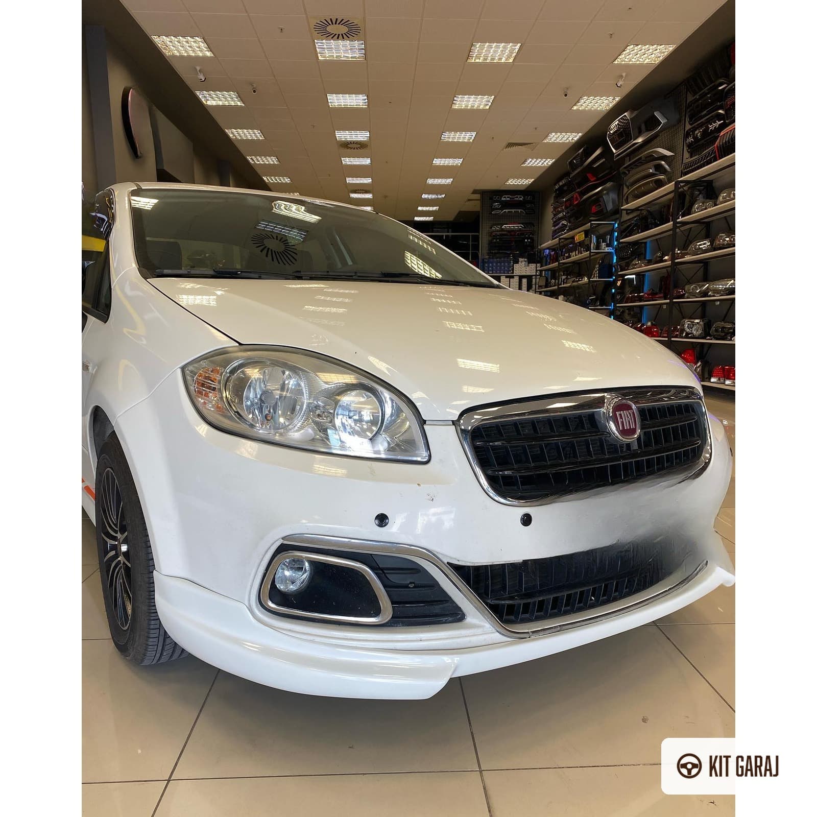 Fiat Linea Makyajlı Ön Ek (Plastik) Boyasız (2/5)