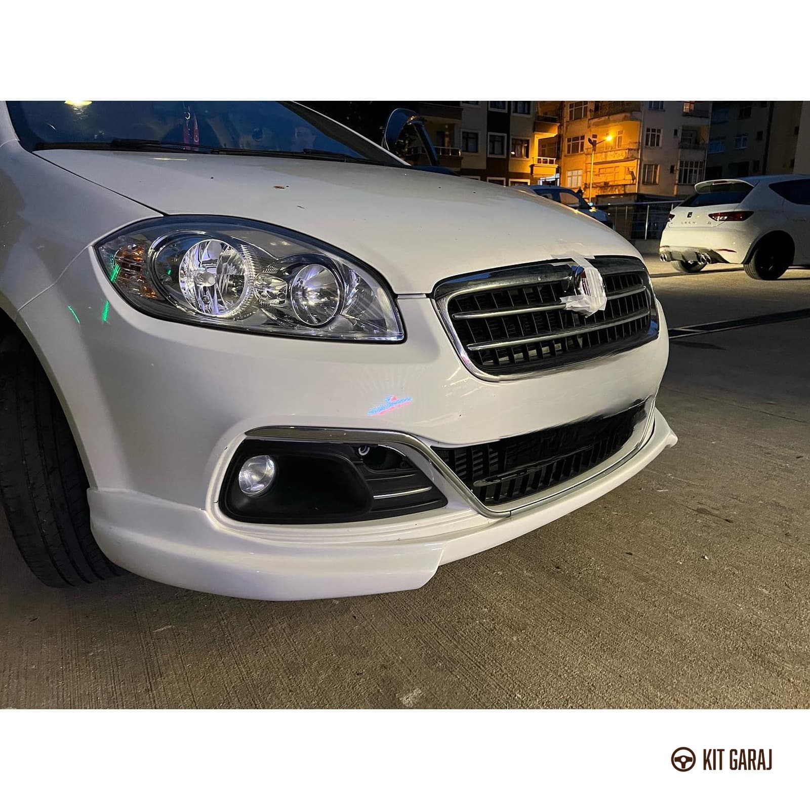 Fiat Linea Makyajlı Ön Ek (Plastik) Boyasız (3/5)