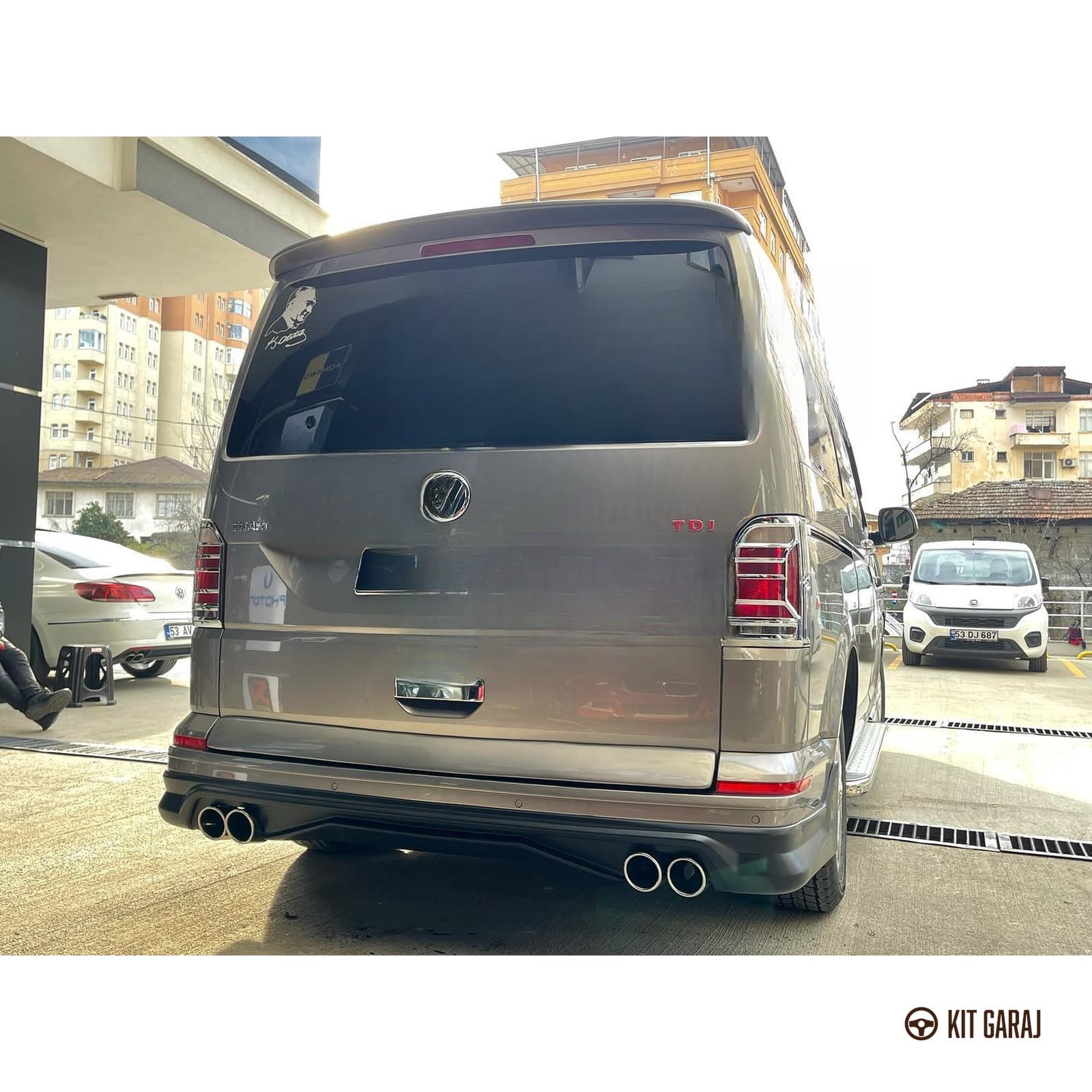 Volkswagen Transporter T6 ABT Arka Ek (Plastik) Boyasız