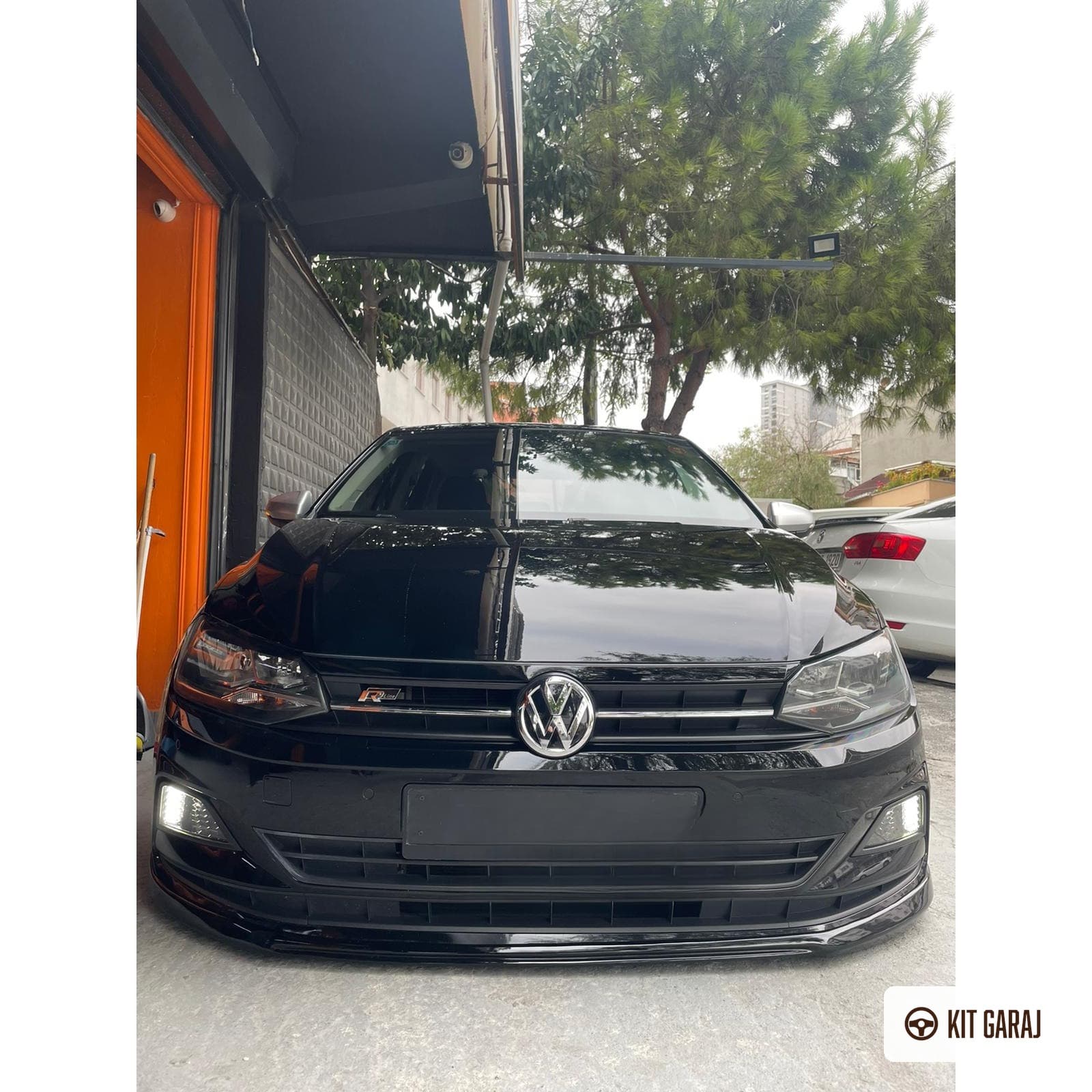 Volkswagen Polo 2018 Ön Ek (Plastik) Boyasız (2/6)