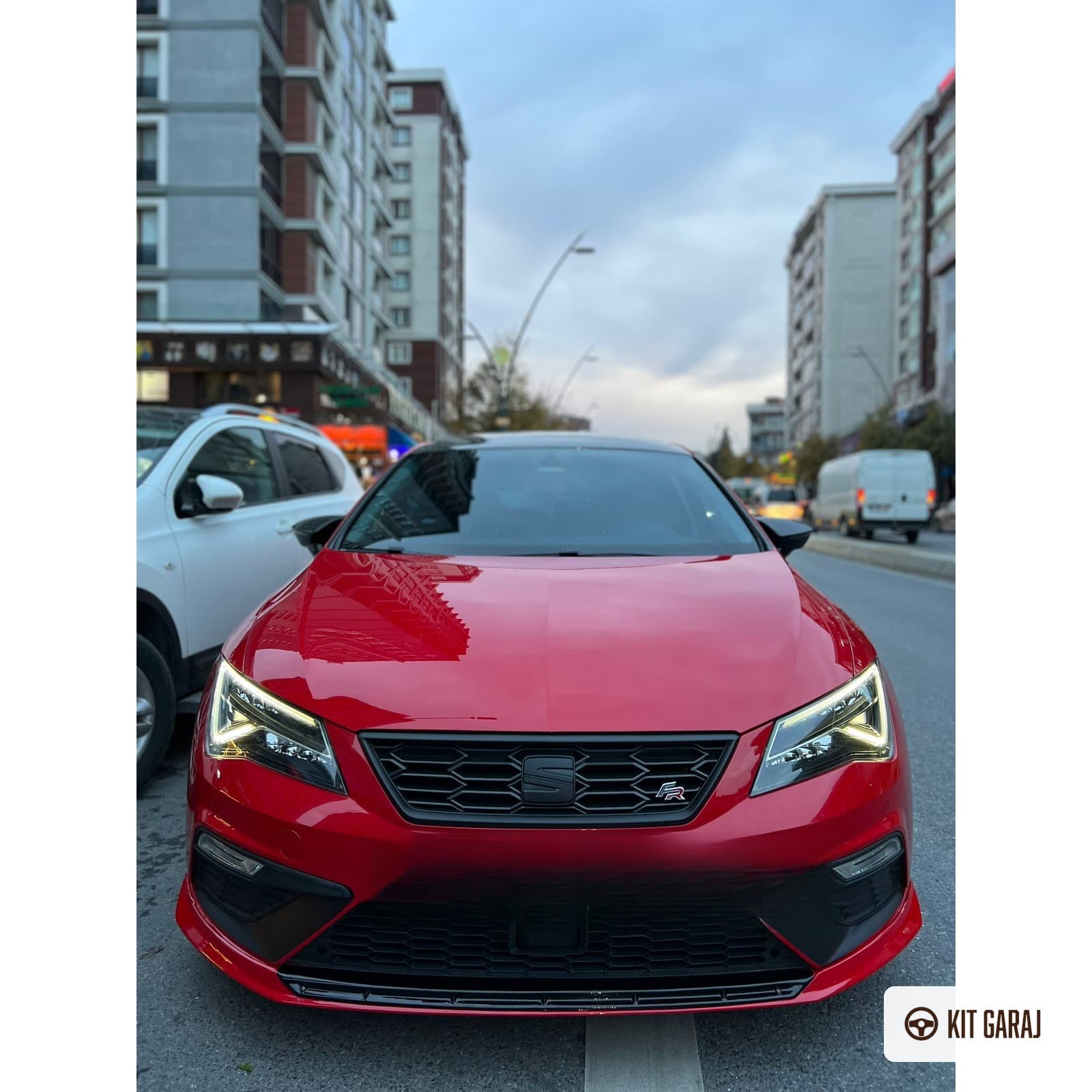 Seat Leon Mk3.5 2017-2020 Cupra Ön Ek (Plastik) Boyasız