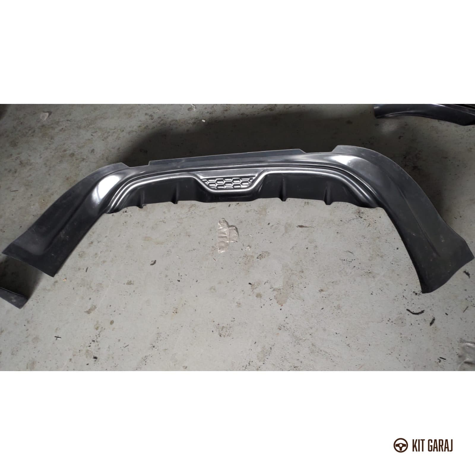Fiat Linea Makyajsız Custom Arka Ek (Plastik) Boyasız (4/4)