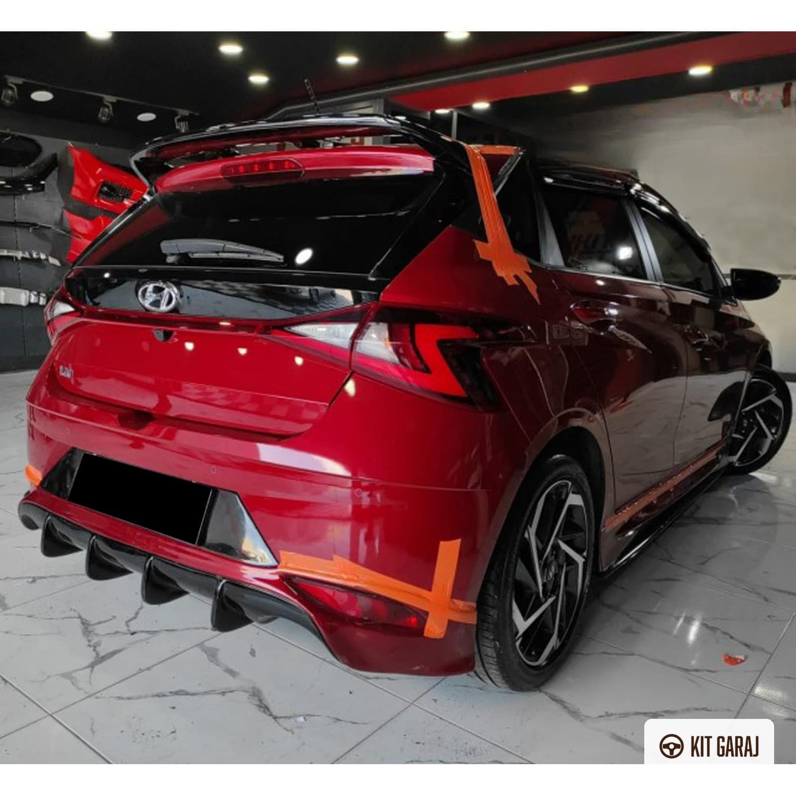 Hyundai i20 2019+ Arka Ek (Plastik) Boyasız (3/4)
