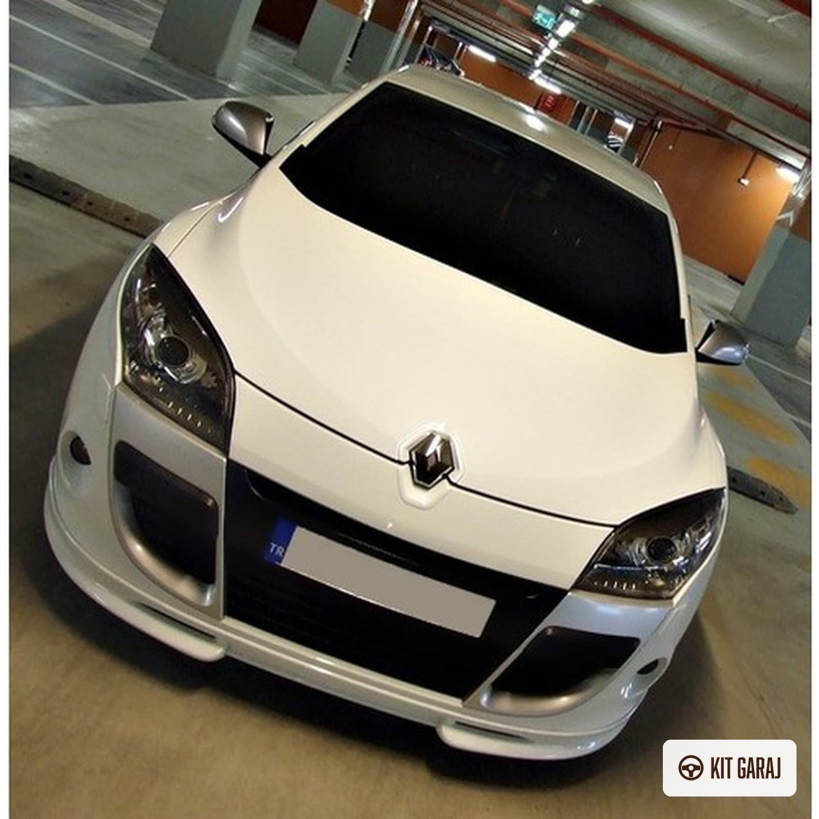 Renault Megane 3 Servis Model Ön Ek (Plastik) Boyasız