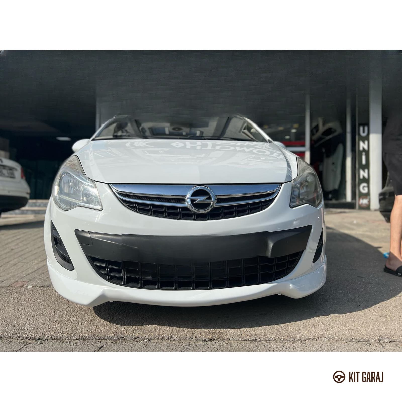 Opel Corsa Makyajlı Ön Ek (Plastik) Boyasız (3/8)