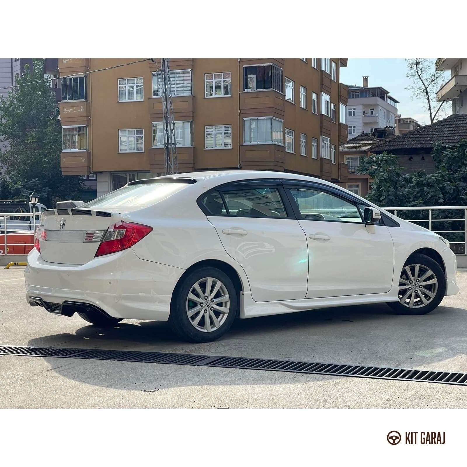 Honda Civic Fb7 Custom Difüzör (Plastik) Boyasız (4/7)