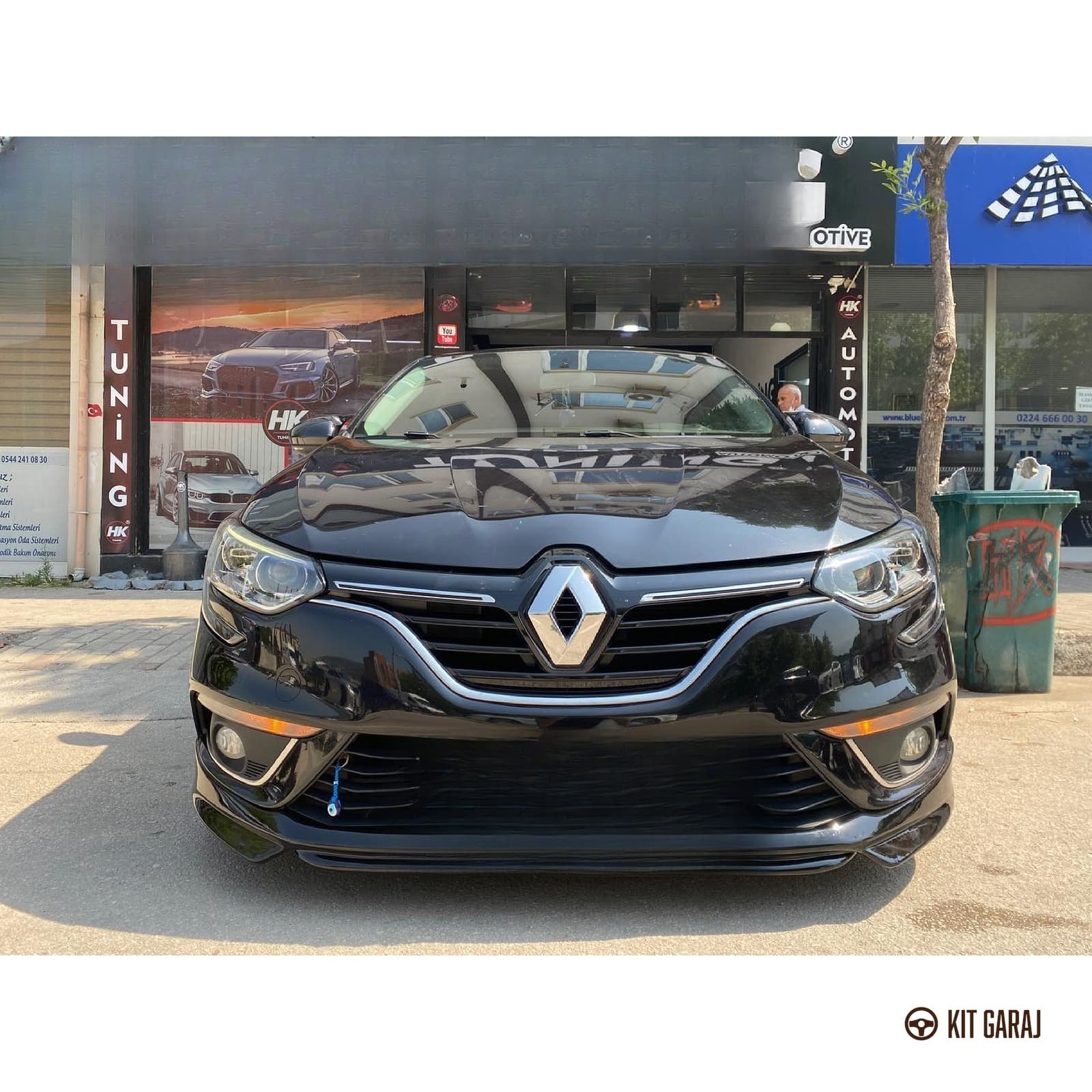Renault Megane Ön Ek (Plastik) Boyasız