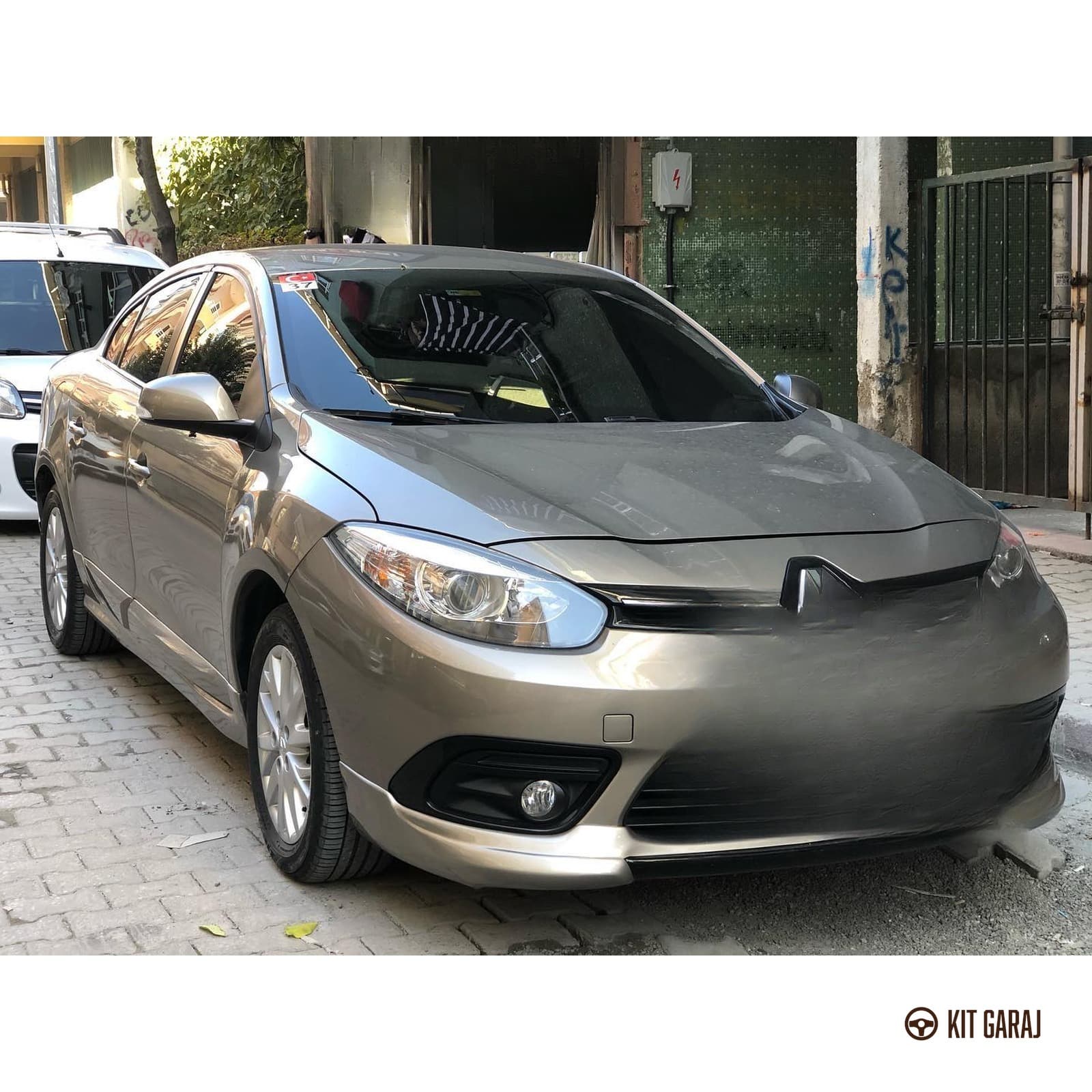 Renault Fluence Makyajlı Ön Ek (Plastik) Boyasız