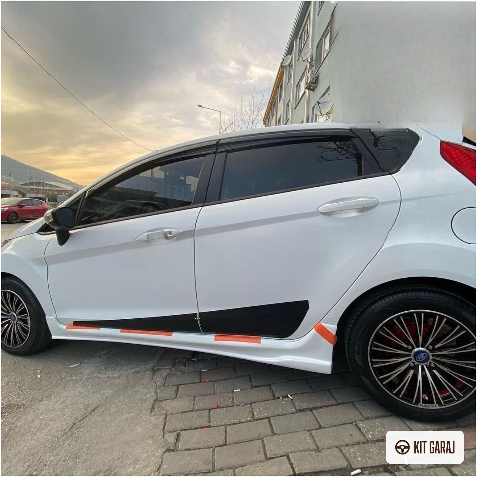 Ford Fiesta Makyajsız Body Kit (Plastik) Boyasız (4/6)