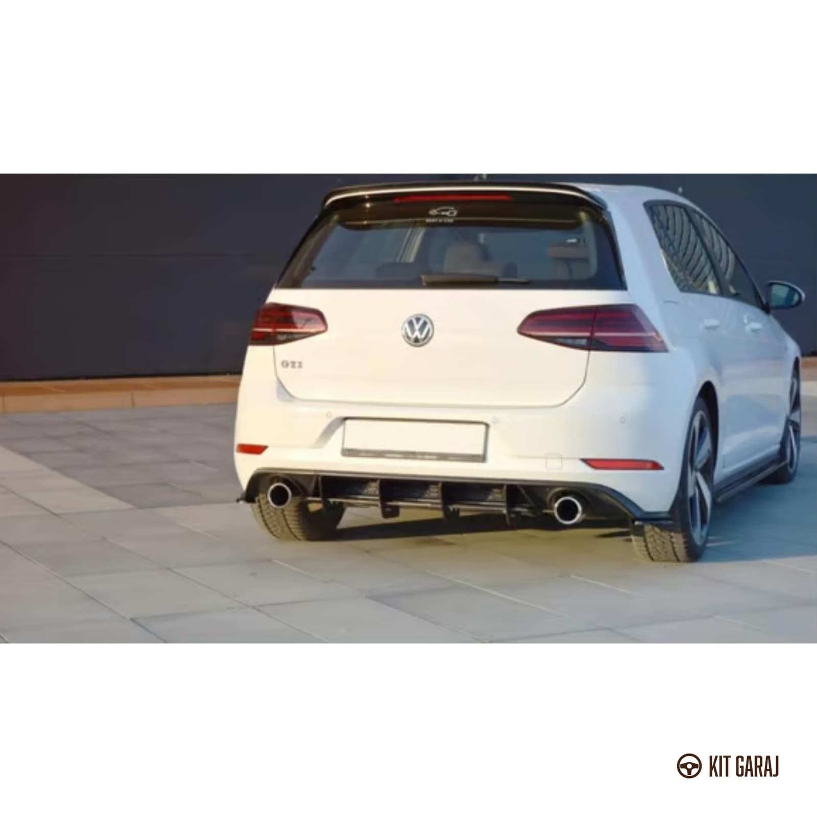 Volkswagen Golf Parlak Siyah Difüzör (Plastik) Boyalı