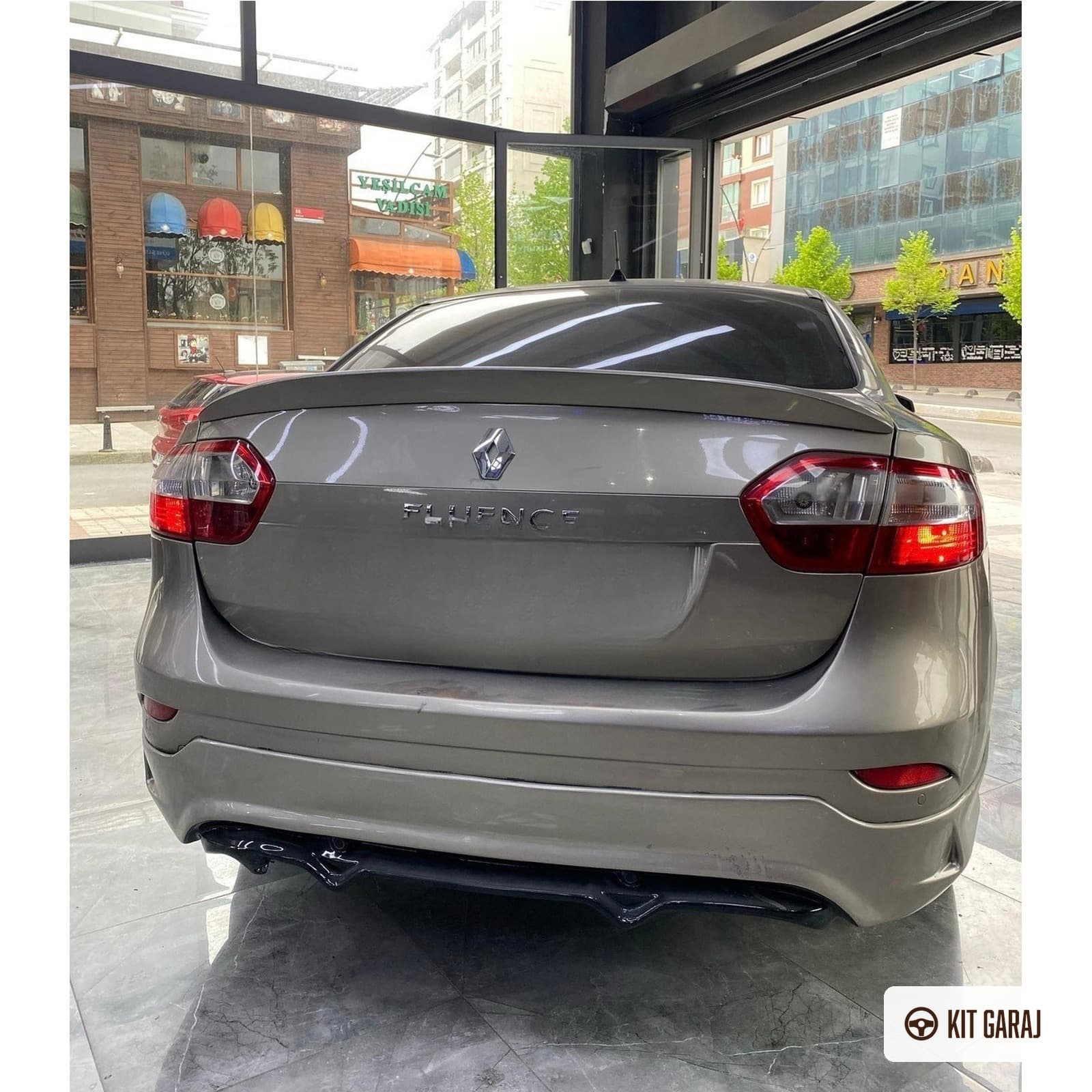 Renault Fluence Makyajlı Body Kit (Plastik) Boyasız (4/4)