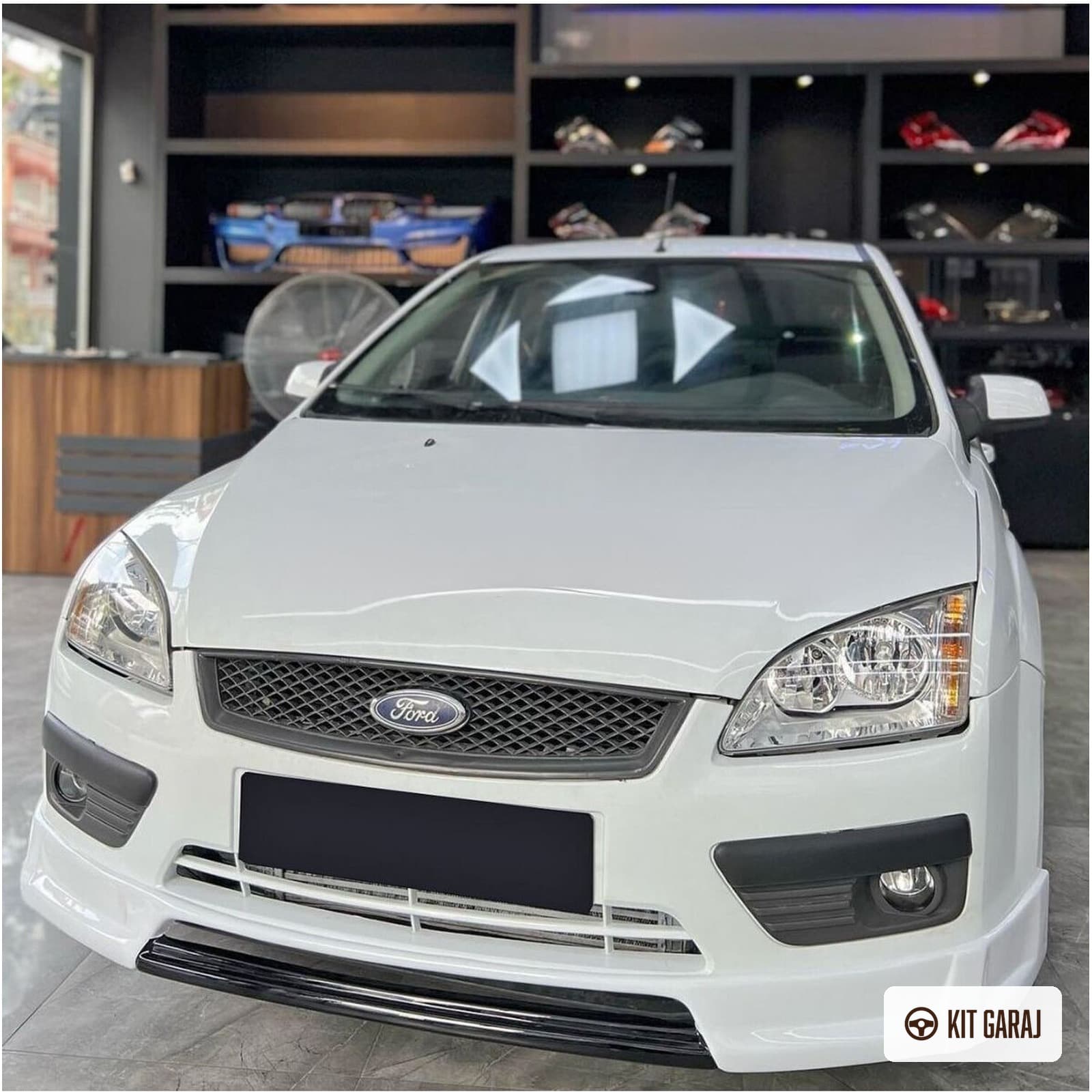Ford Focus 2 Sedan Body Kit Seti Plastik