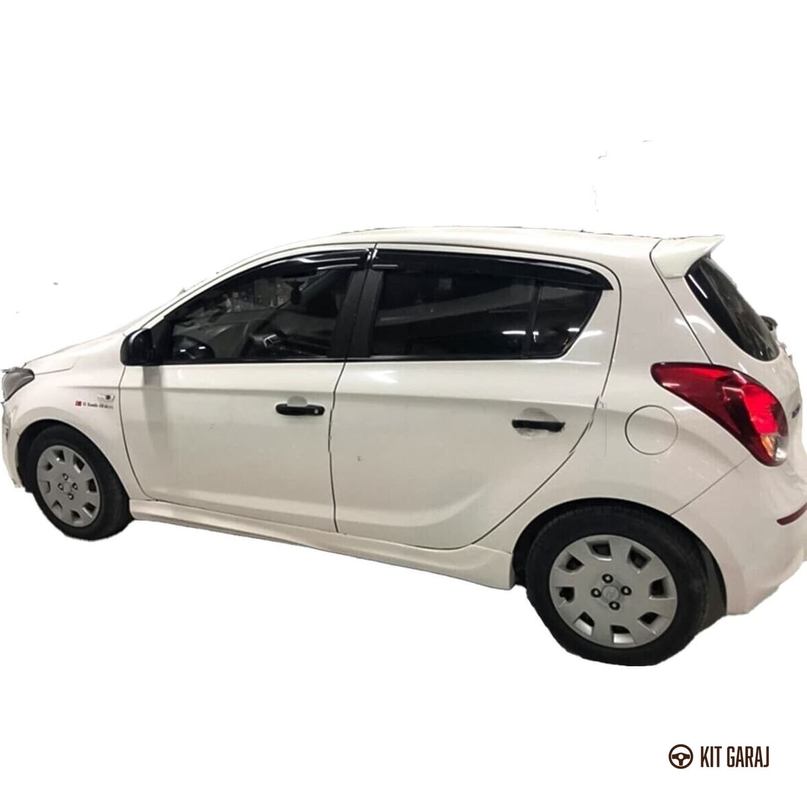 Hyundai i20 2009-2013 Body Kit (Plastik) Boyasız (3/6)