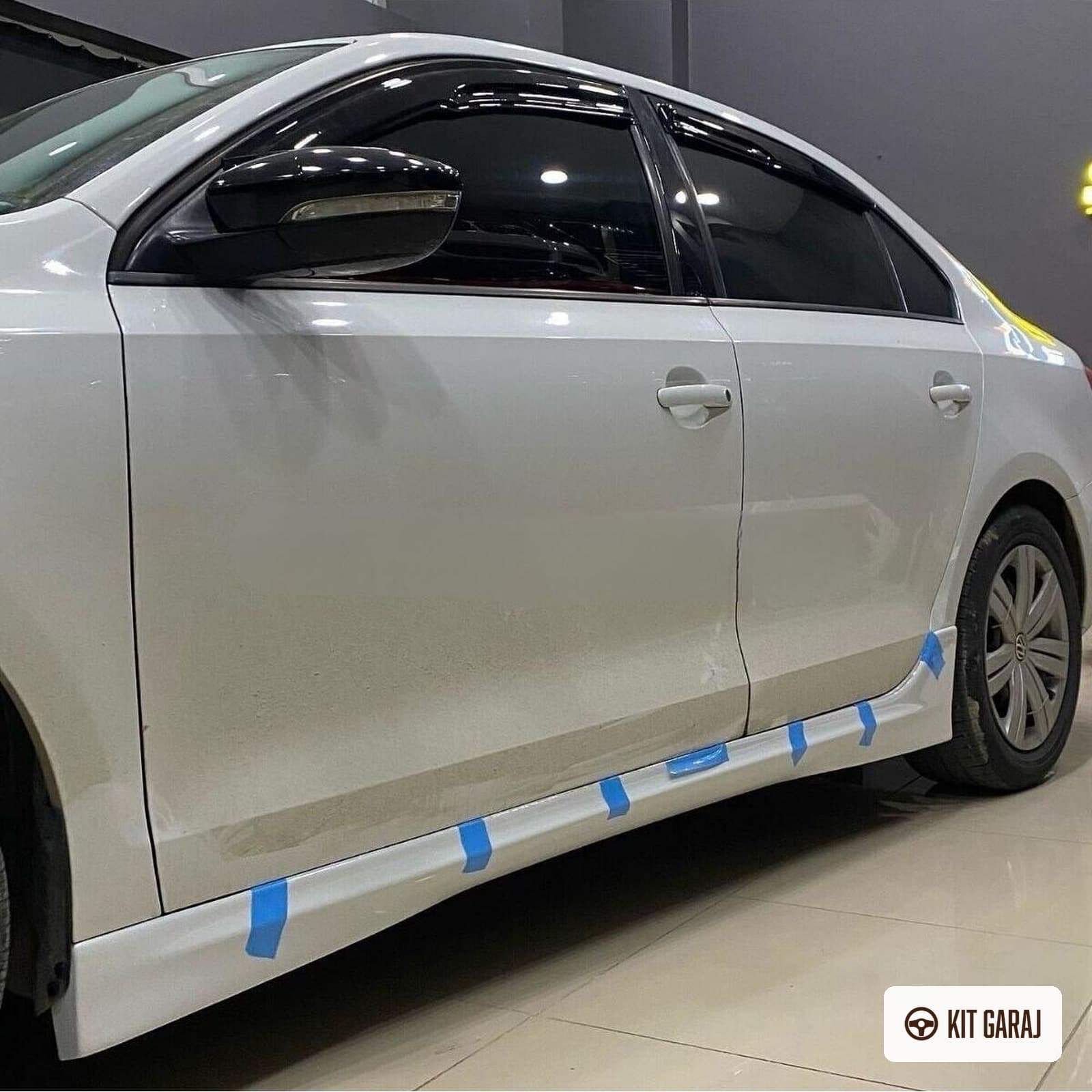 Volkswagen Jetta Makyajsız Body Kit (Plastik) Boyasız (4/8)