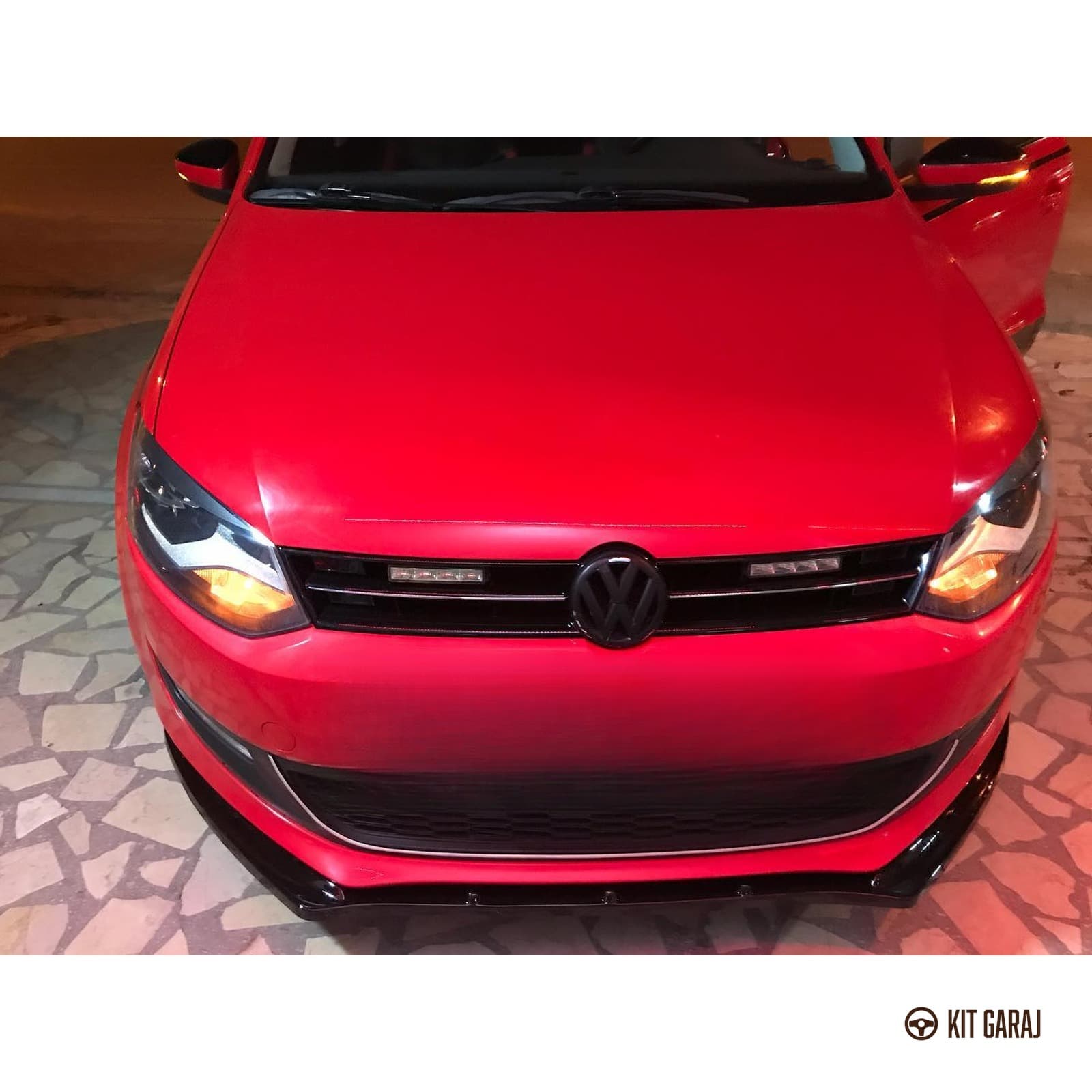Volkswagen Polo Piano Black Ön Lip (Plastik) Boyalı (3/8)