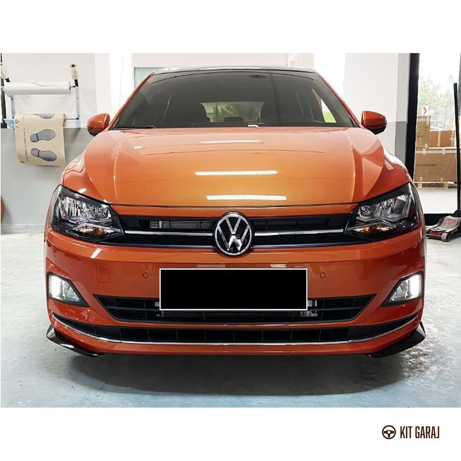 Volkswagen Polo R-Line Piano Black Ön Flap (Plastik) Boyalı