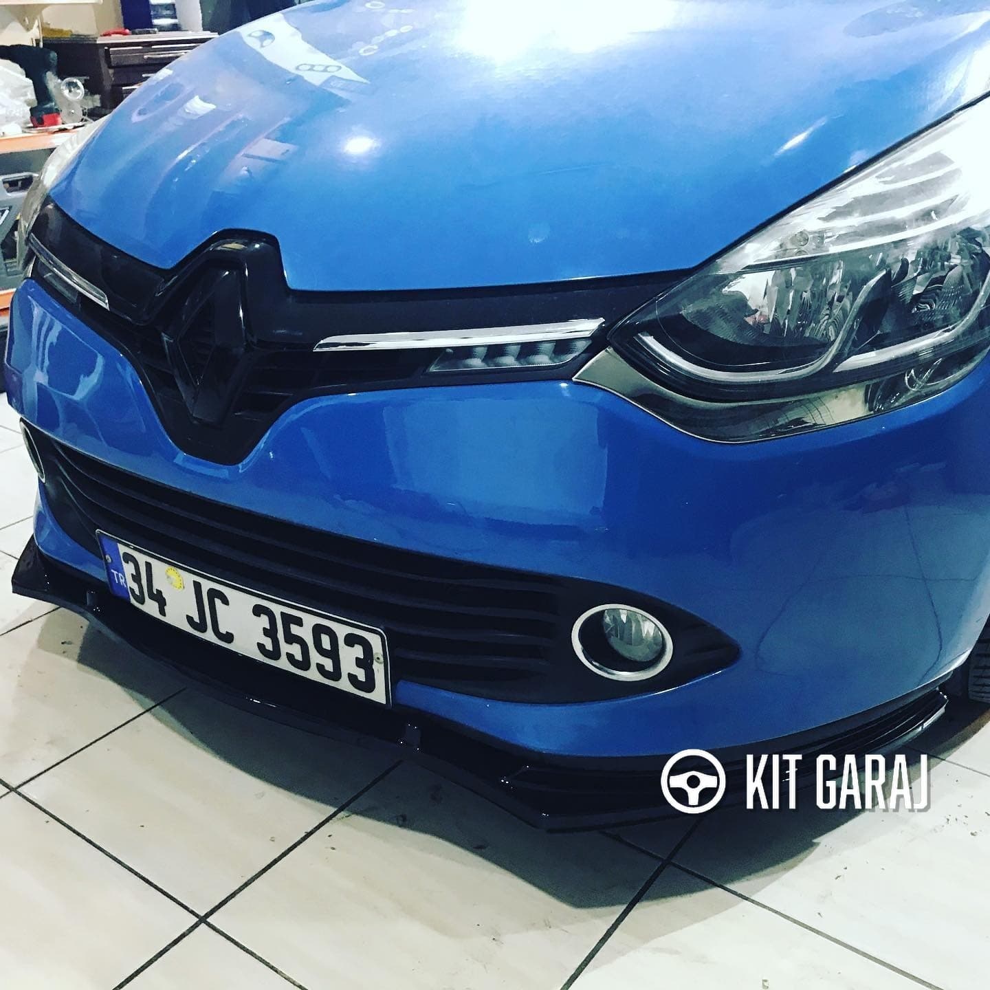 Renault Clio Piano Black Ön Lip (Plastik) Boyalı (7/8)