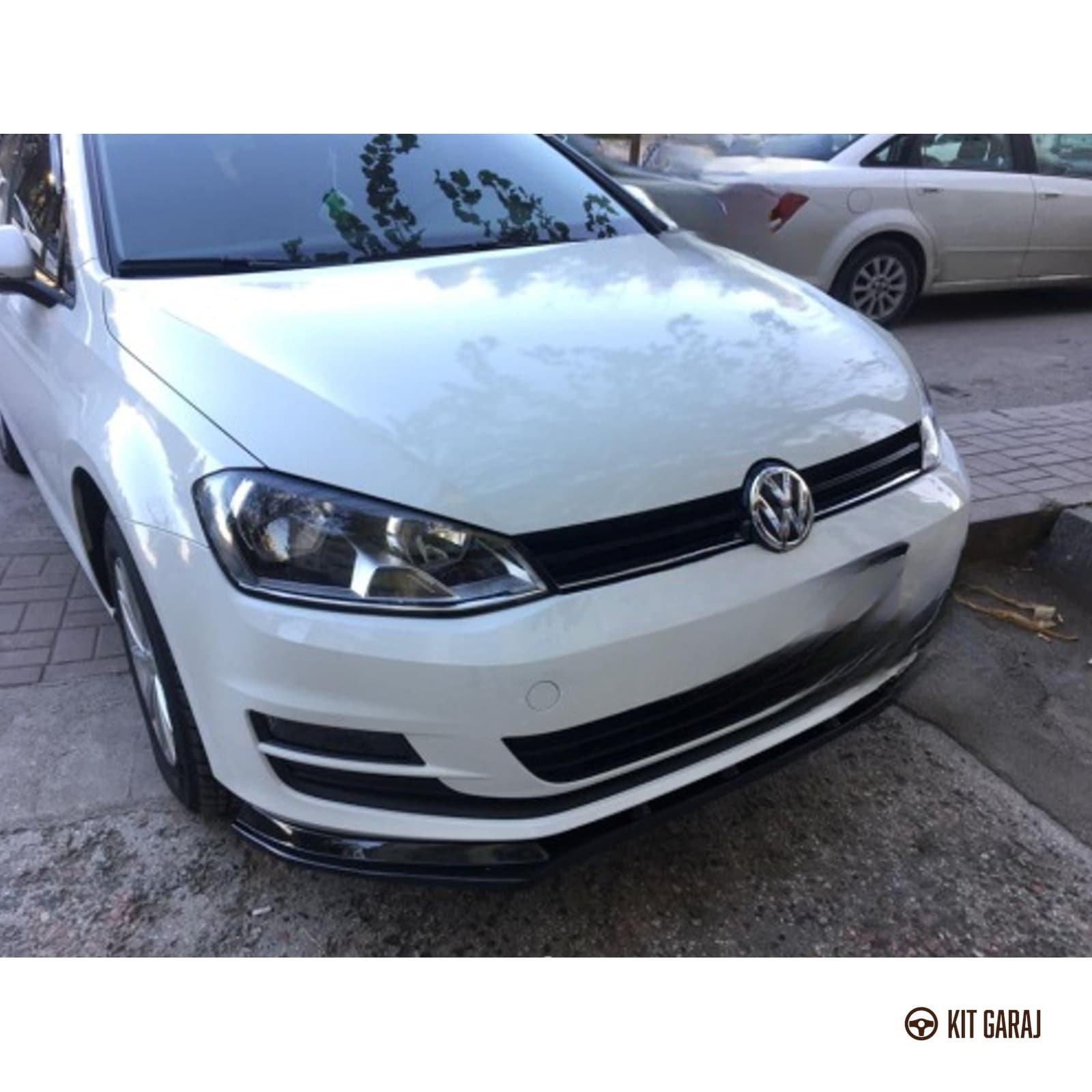 Volkswagen Golf 7 Düz Piano Black Ön Lip (Plastik) Boyalı