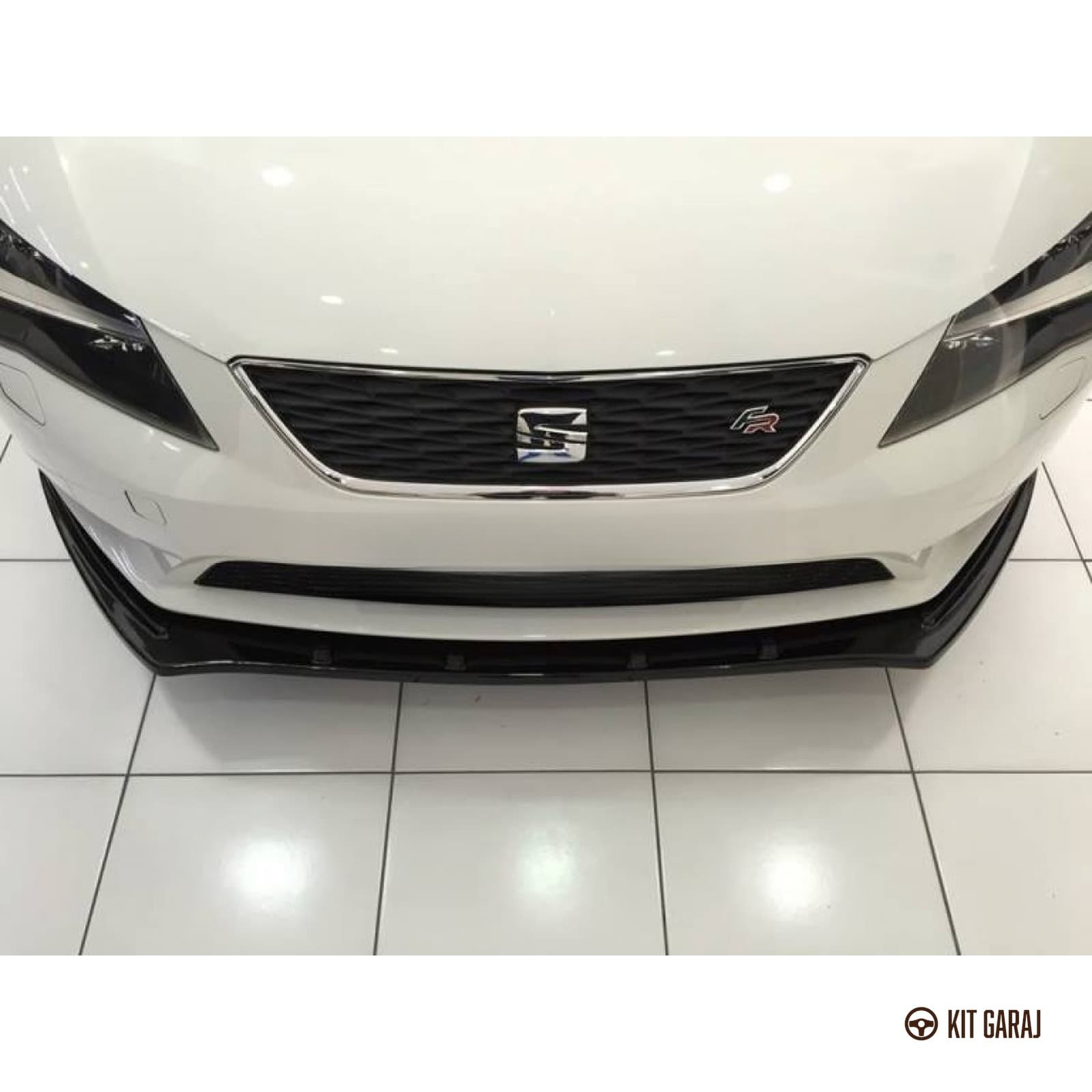 Seat Leon 2012 Mk3 FR Parlak Siyah Ön Lip (Plastik) Boyalı (3/5)