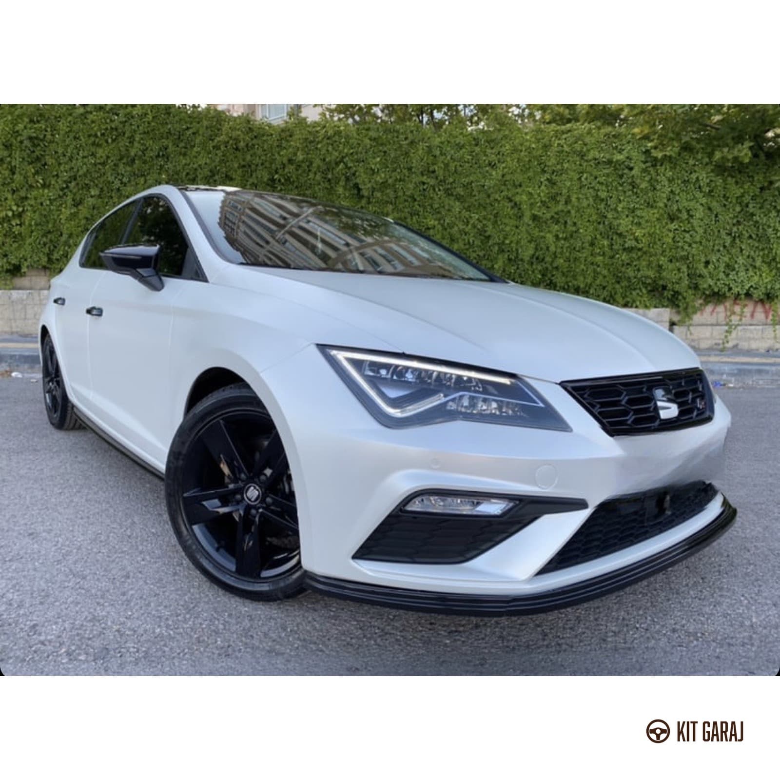Seat Leon Mk3 2013-2020 Rieger FR Piano Black Ön Lip (Plastik) Boyalı (7/7)