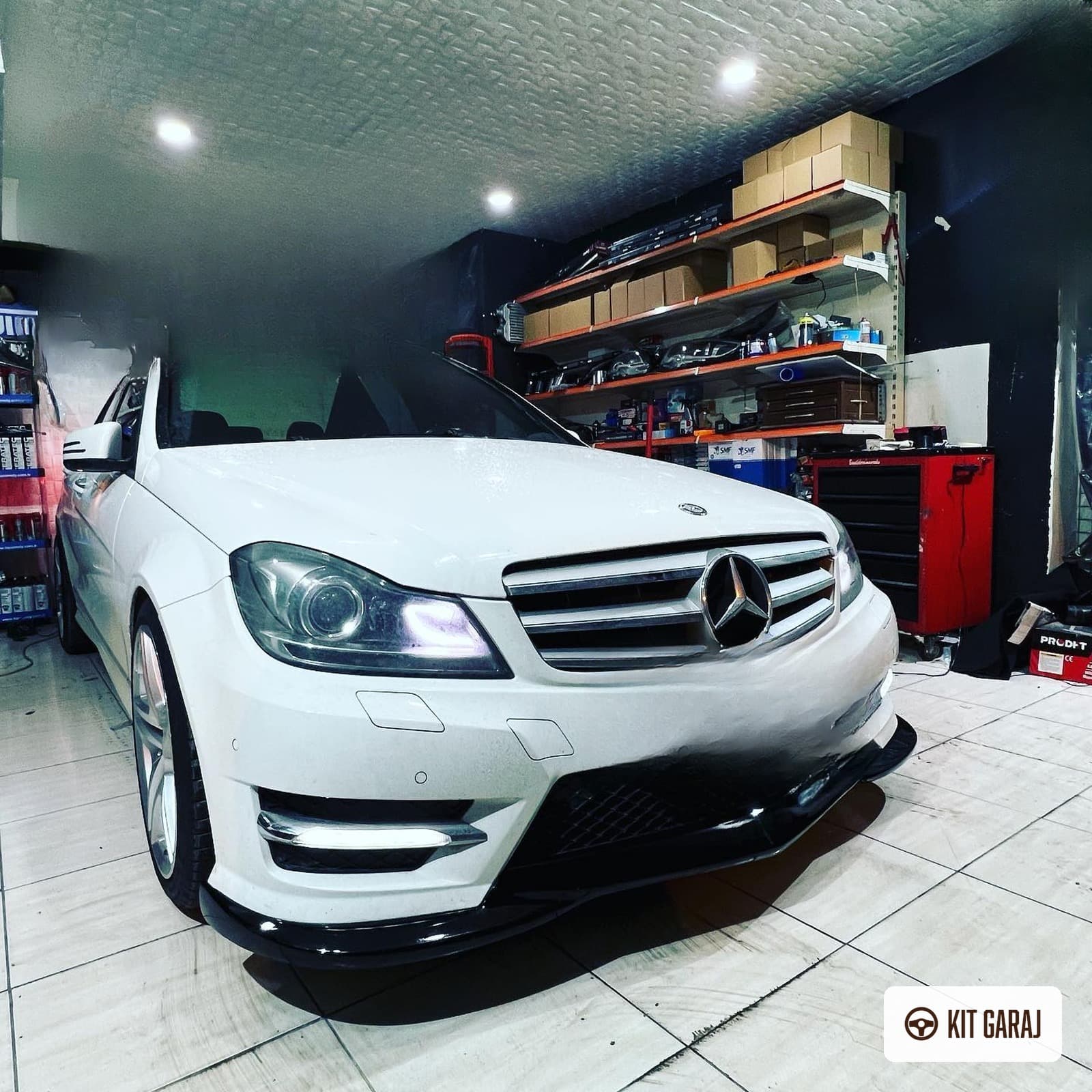 Mercedes-Benz W204 C180 Makyajlı Piano Black Ön Ek (Plastik) Boyalı (6/8)