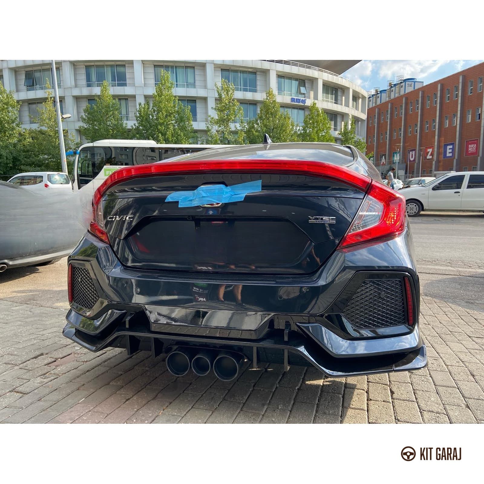 Honda Civic FC5 2016-2021 Piano Black 6 Parça Arka Flap (Plastik) Boyalı (6/8)