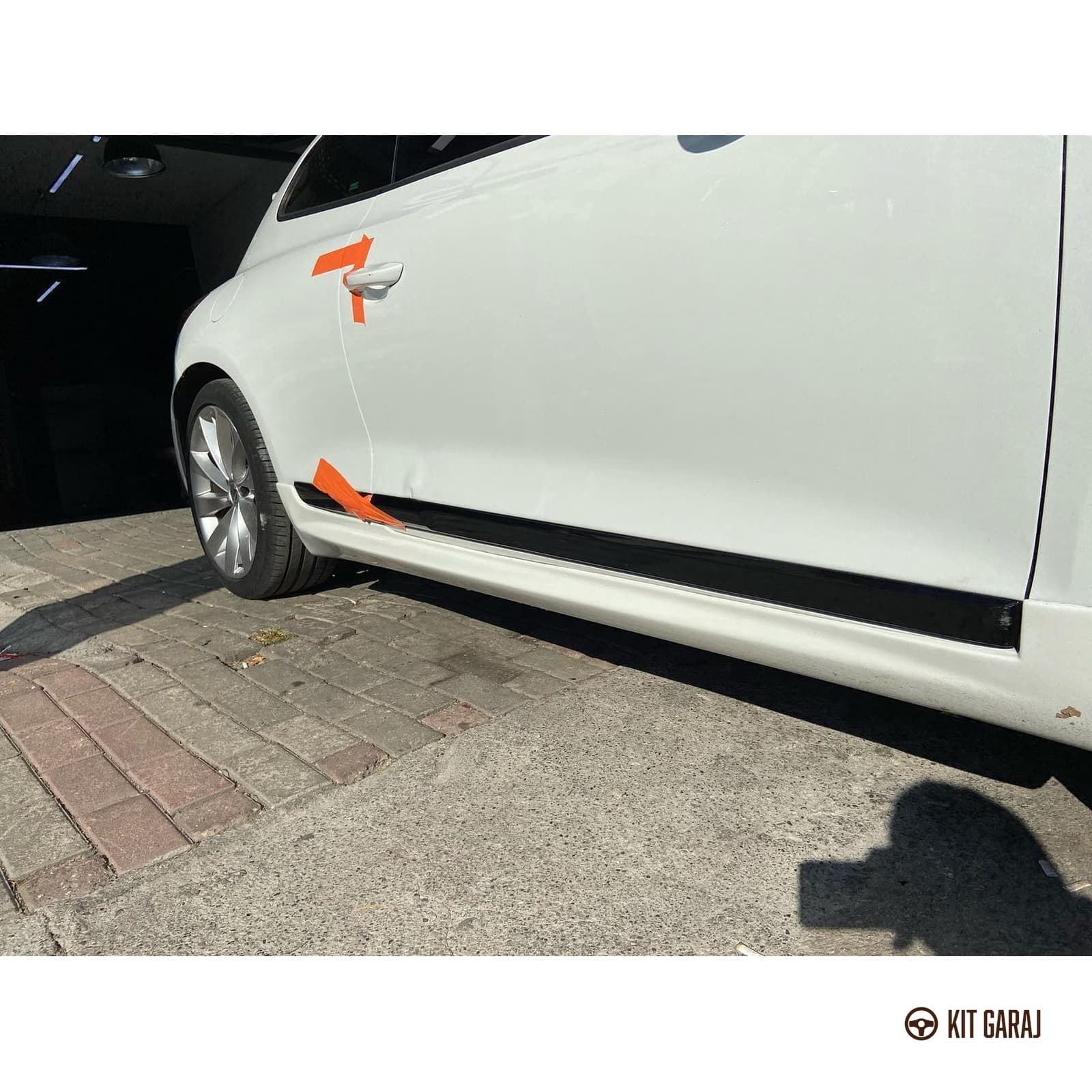 Volkswagen Scirocco R Yan Marşpiyel (Plastik) Boyasız
