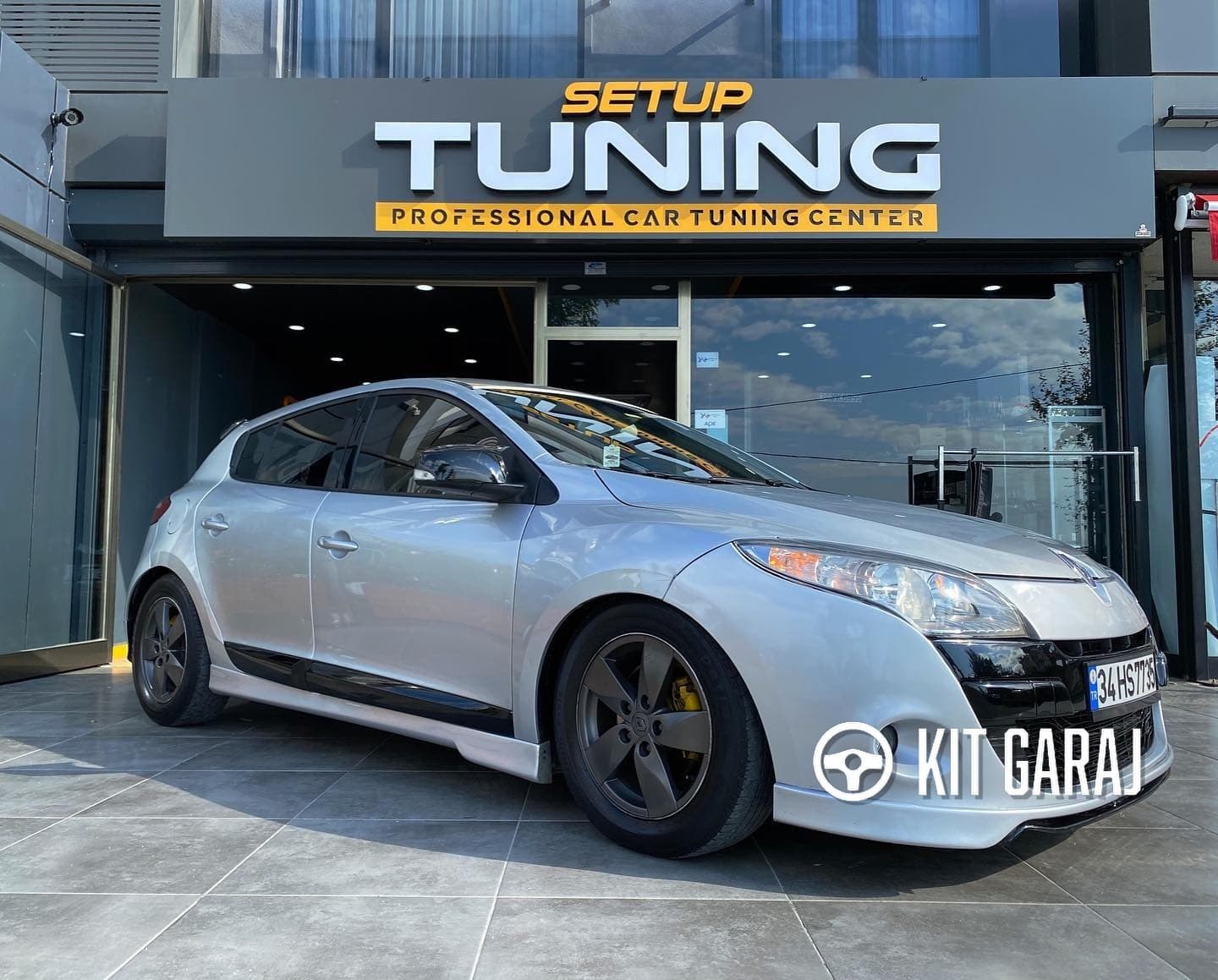 Renault Megane Marşpiyel (Plastik) Boyasız