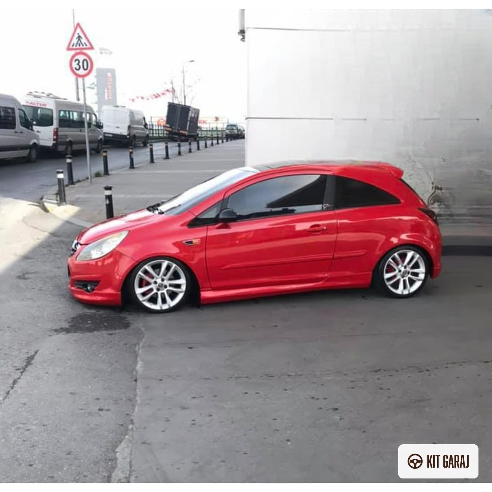 Opel Corsa Yan Marşpiyel (Plastik) Boyasız
