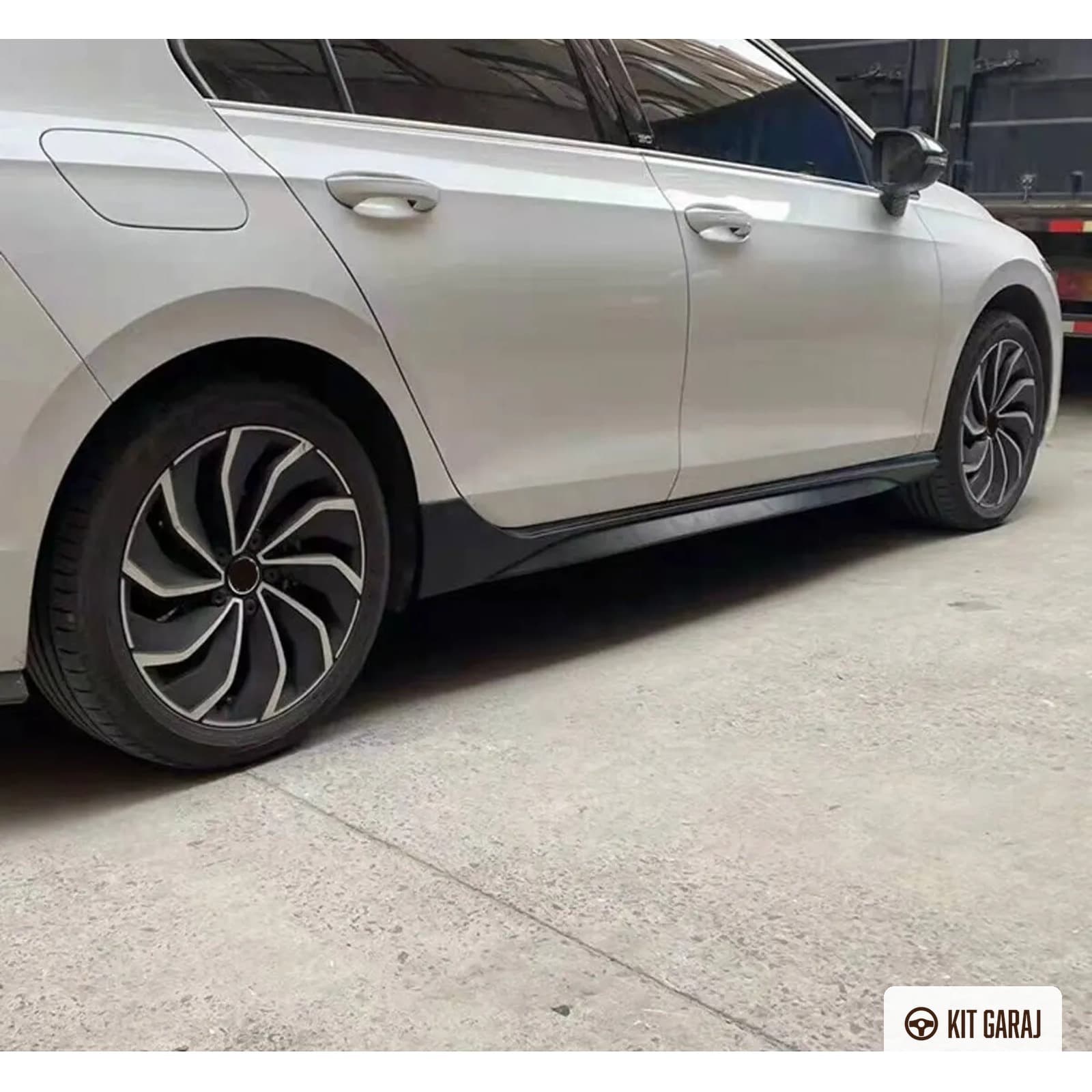 Volkswagen Golf Marşpiyel (Plastik) Boyasız