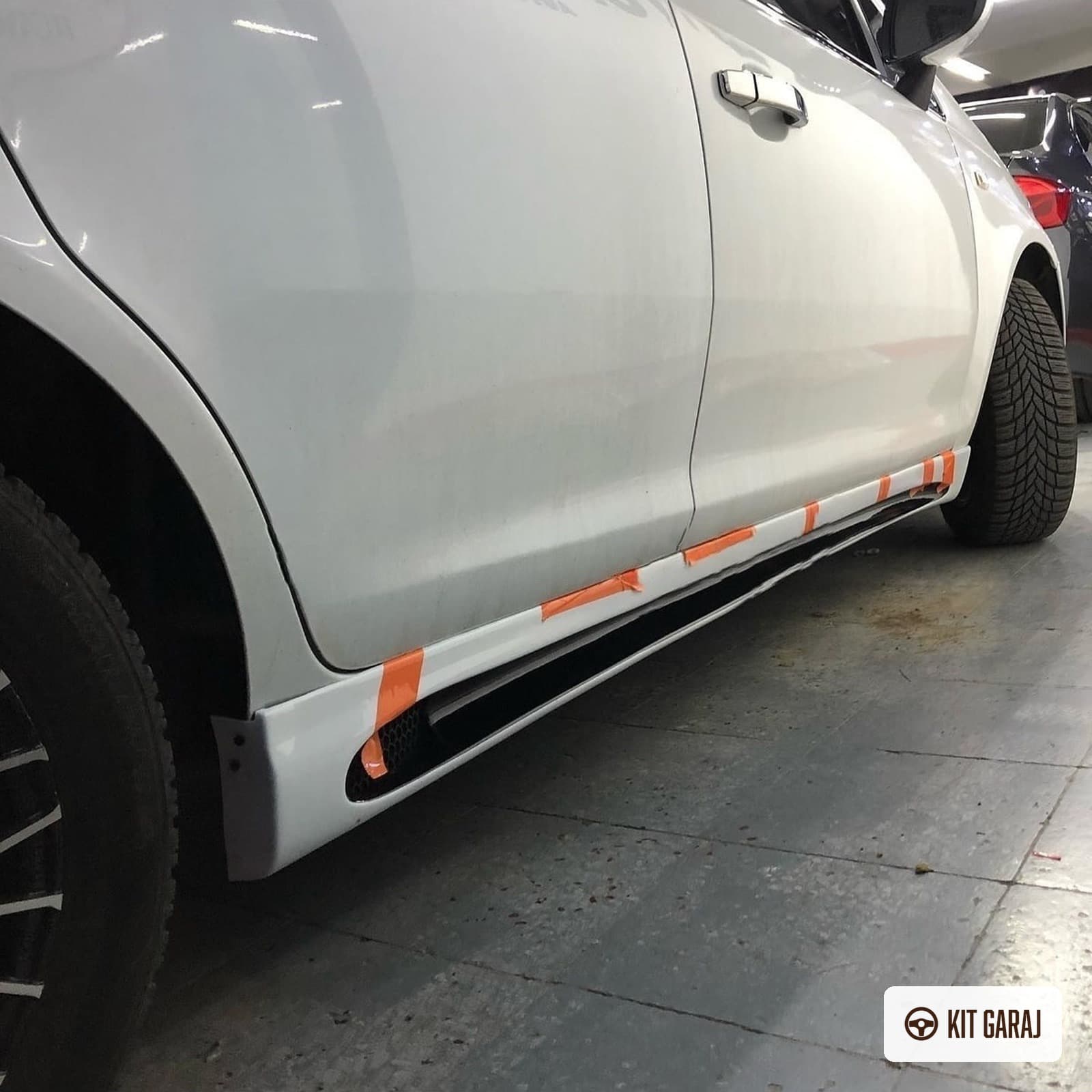 Opel Corsa D Rieger Yan Marşpiyel (Plastik) Boyasız (3/3)