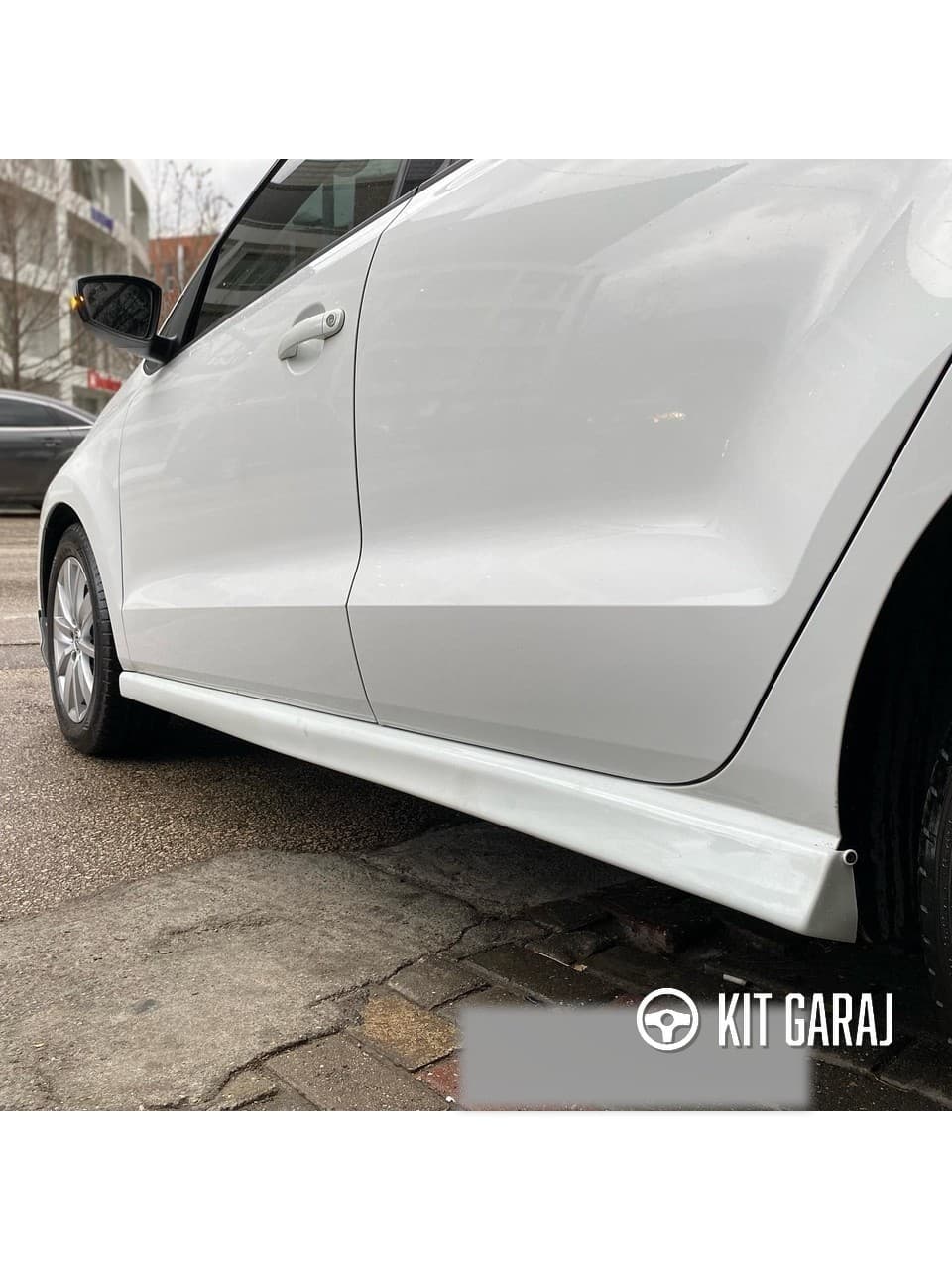 Volkswagen Polo Yan Marşpiyel (Plastik) Boyasız