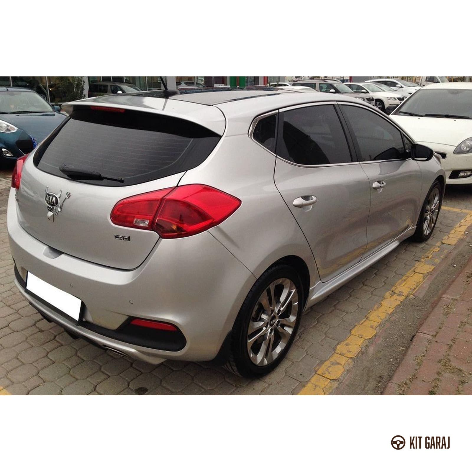 Kia Ceed Yan Marşpiyel (Plastik) Boyasız (2/3)